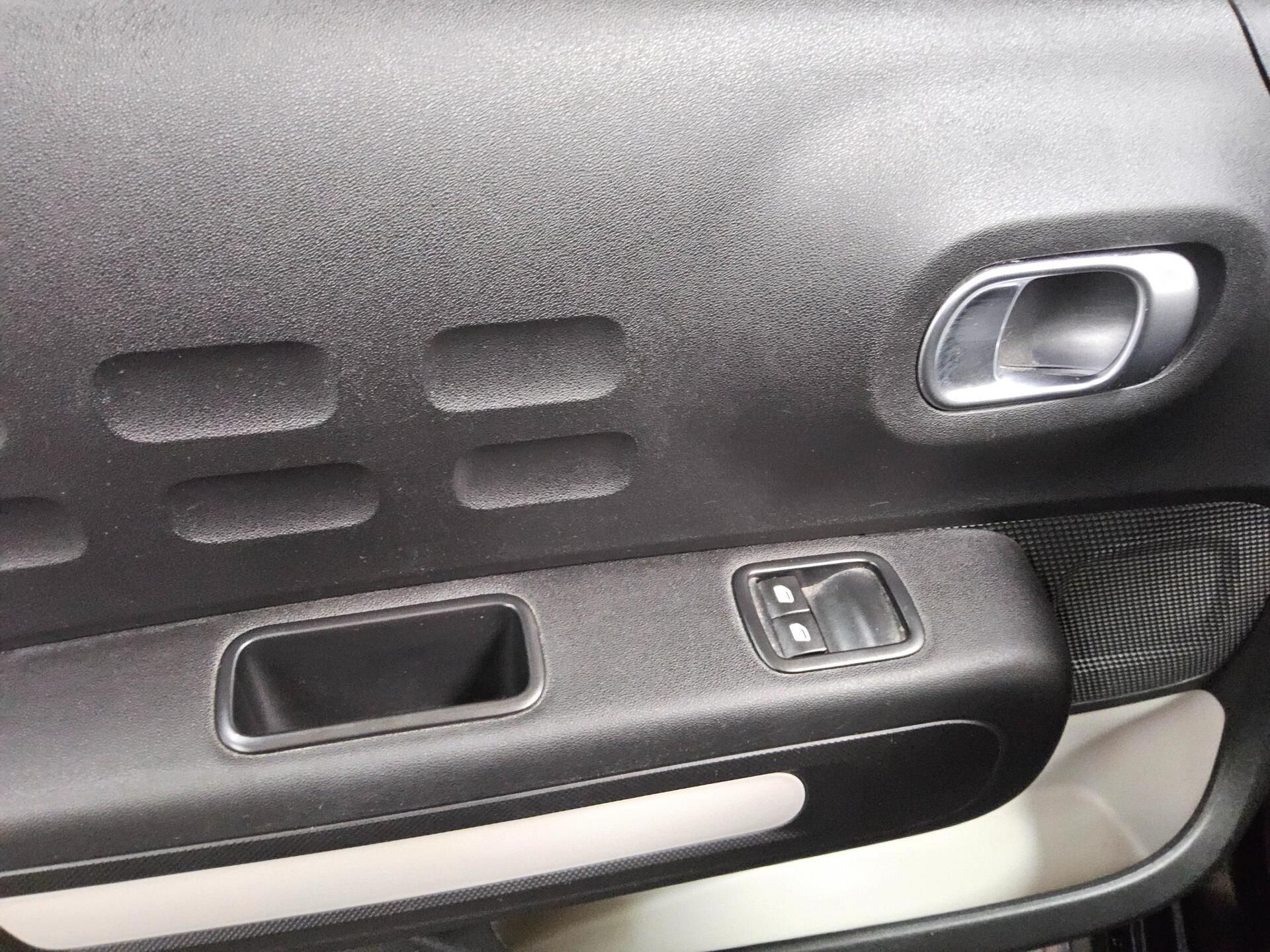 Citroën C3 1.2 PureTech Feel BT USB Shz Klima Tempomat 9