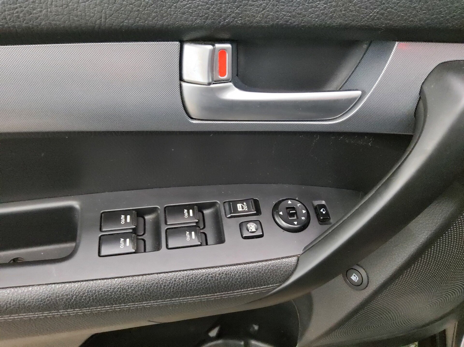 Kia Sorento Leder Navi Pano PDC Shz Tempomat 9