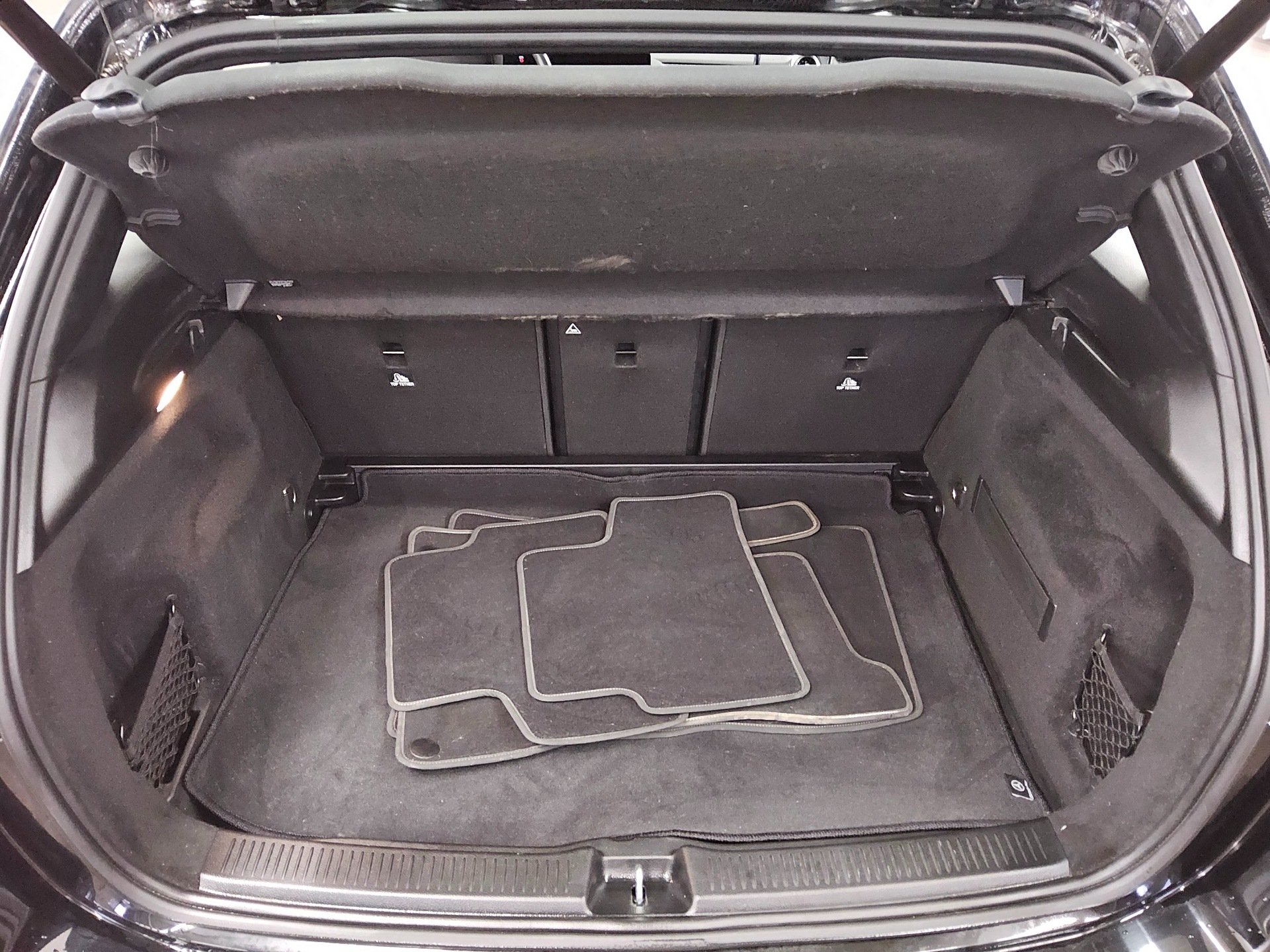 Mercedes-Benz B 180 d Progressive Navi LED MBUX RFK SHZ 12