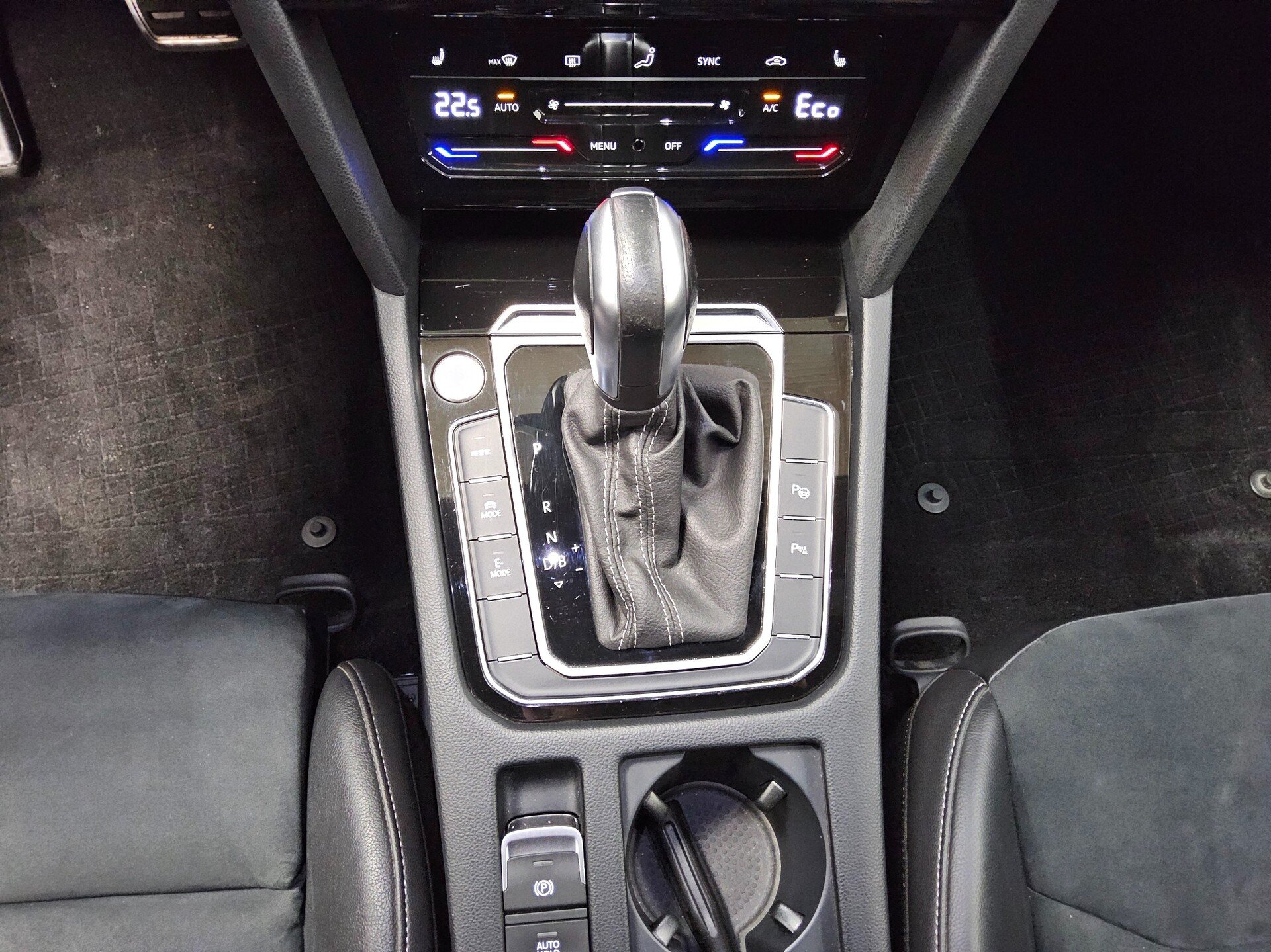 Volkswagen Arteon SB 1.4 TSI eHybrid R-Line Navi LED AID 6
