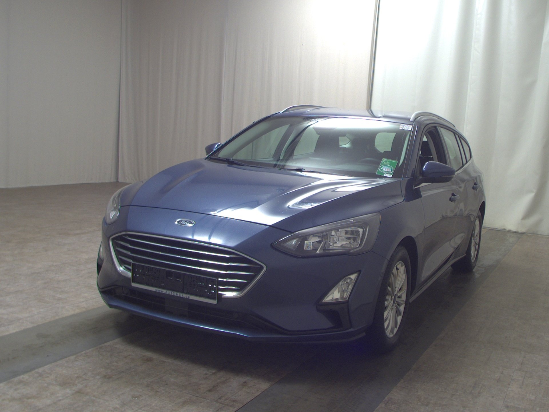 Ford Focus Turnier 1.0 EB Titanium Navi LED RfK PDC 2