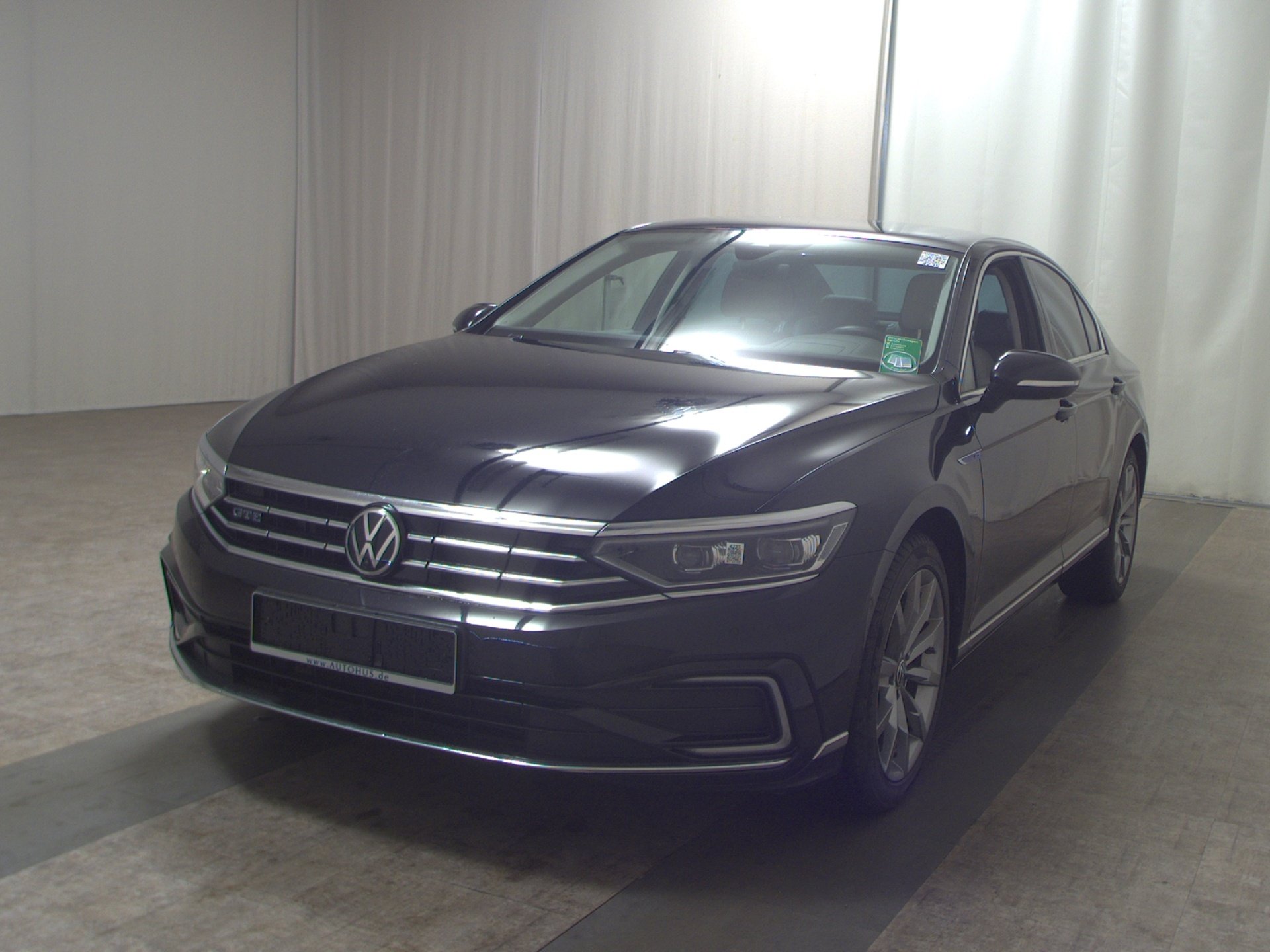 Volkswagen Passat GTE 1.4 TSI R-Line Leder Navi LED AID HuD 2