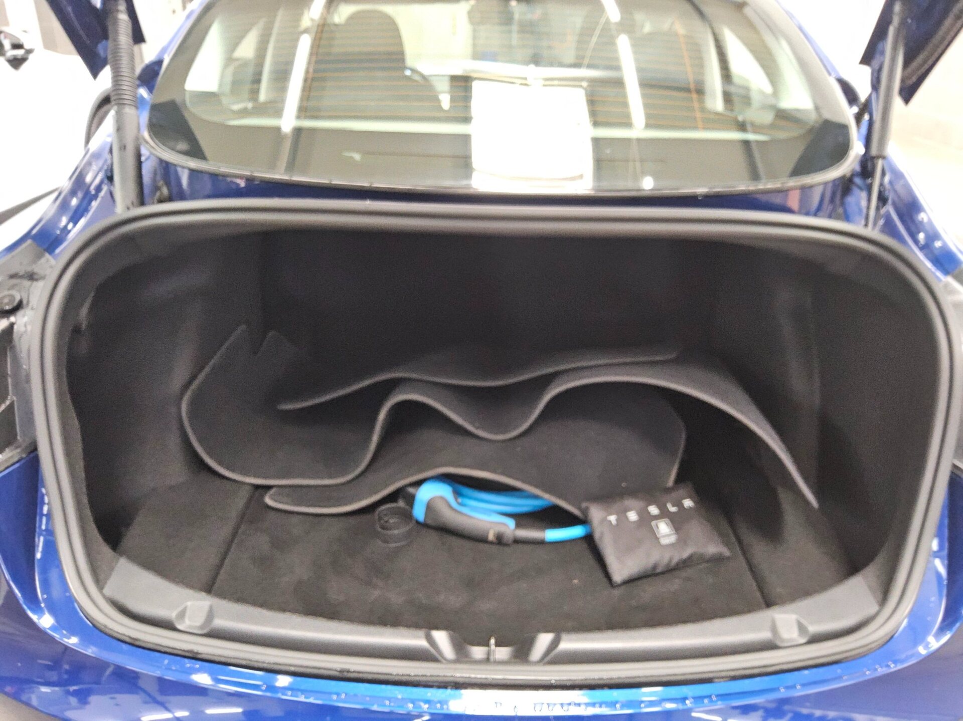 Tesla Model 3 Navi LED Leder Shz RFK 11