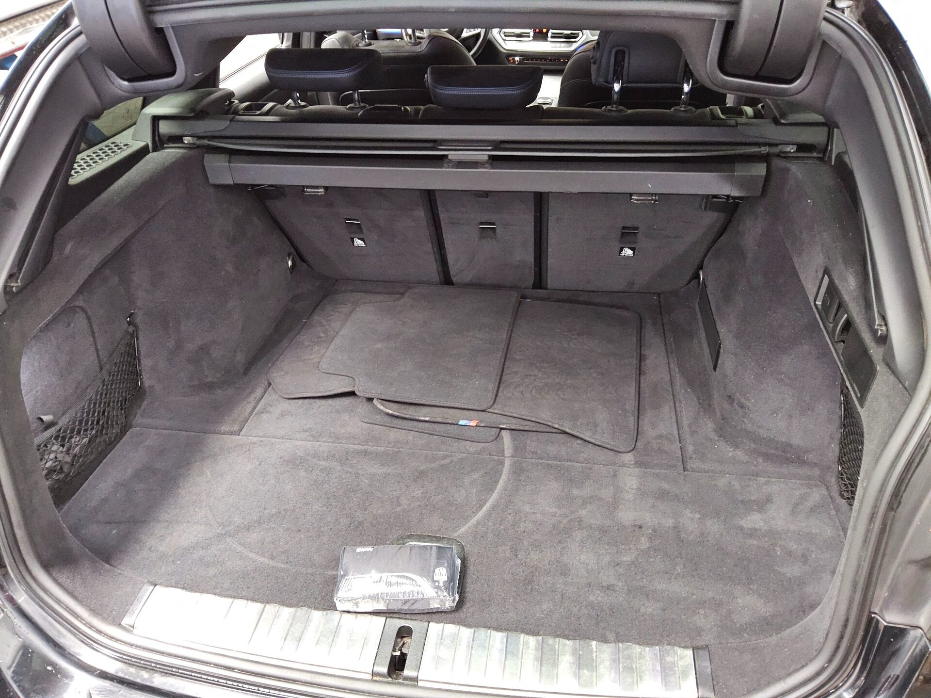 BMW 320dA Touring M-Sport Navi LC pro H-K LED+ 12
