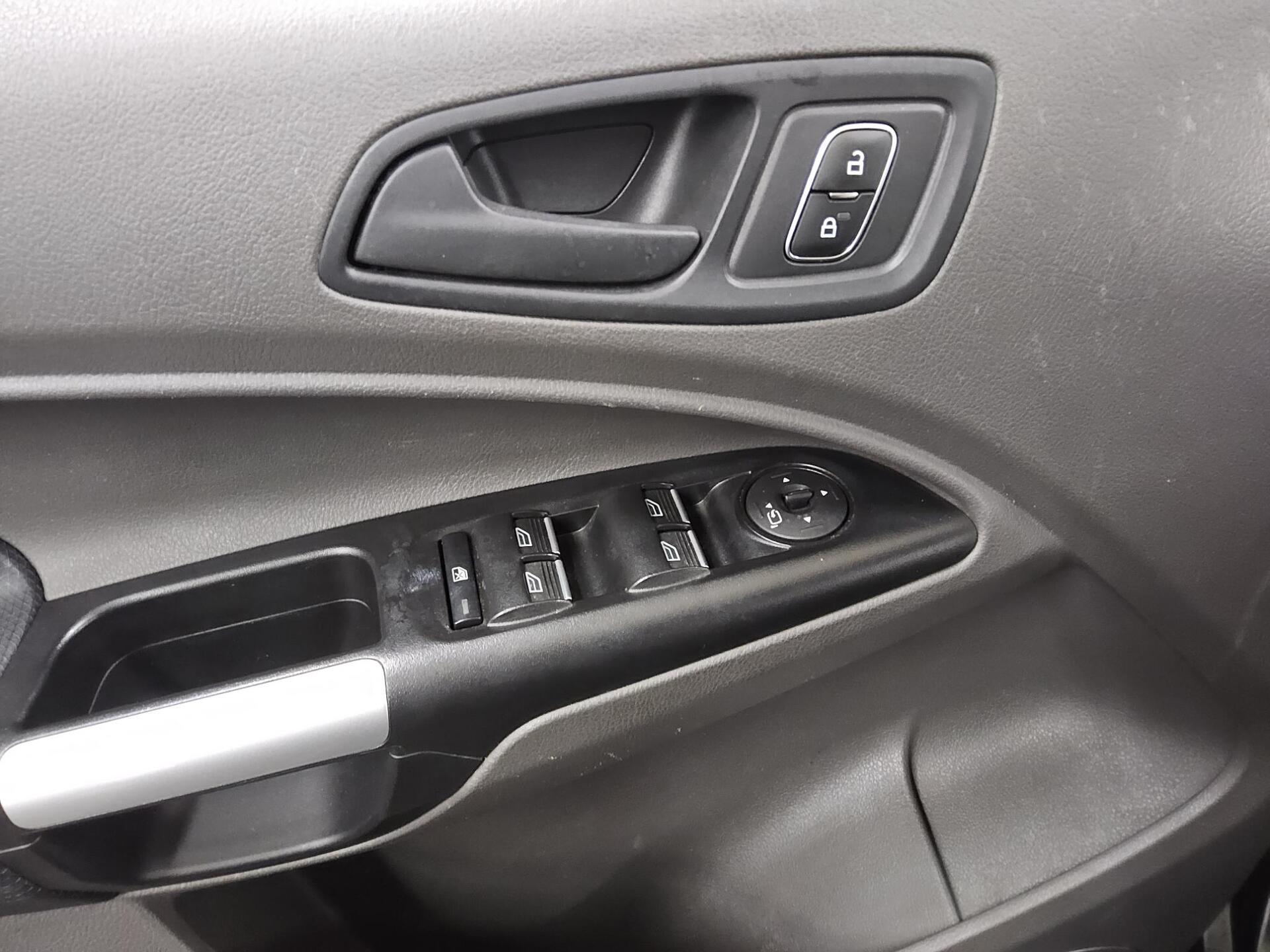 Ford Grand Tourneo Connect 1.5 TDCi Trend Navi RFK 9
