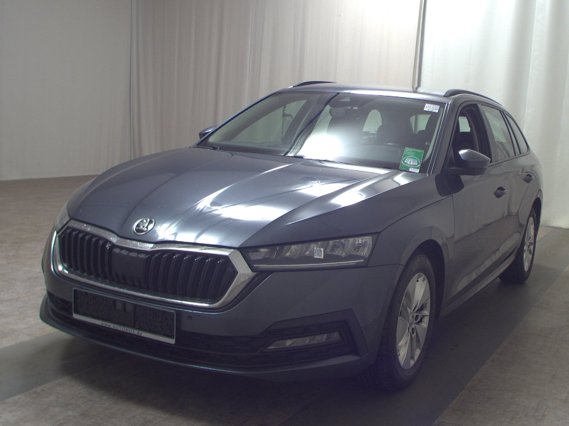 Skoda Octavia Kombi 2.0 TDI Ambition Navi LED vc PDC 2