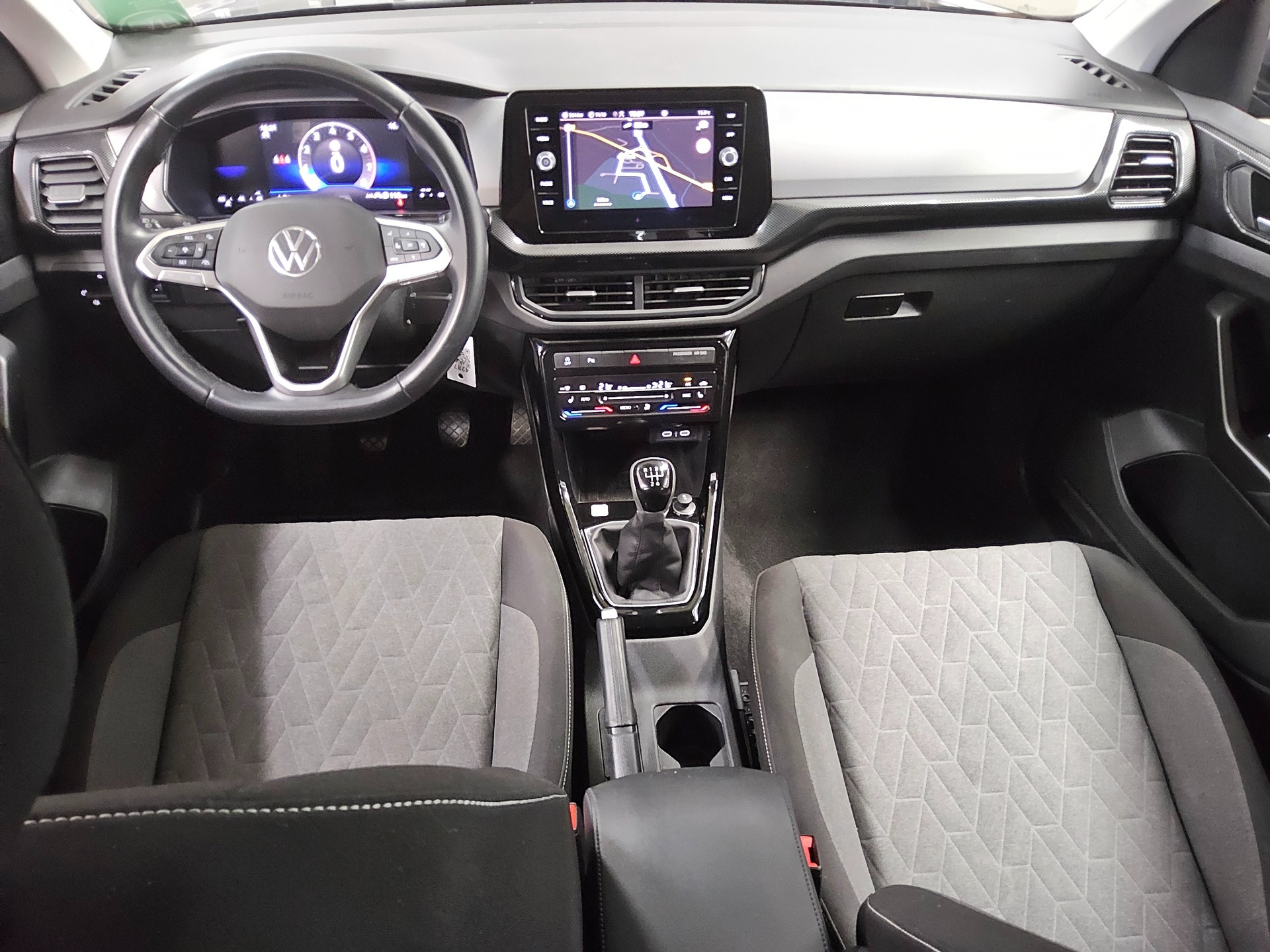 Volkswagen T-Cross 1.0 TSI Life Navi LED DC ACC SHZ 5