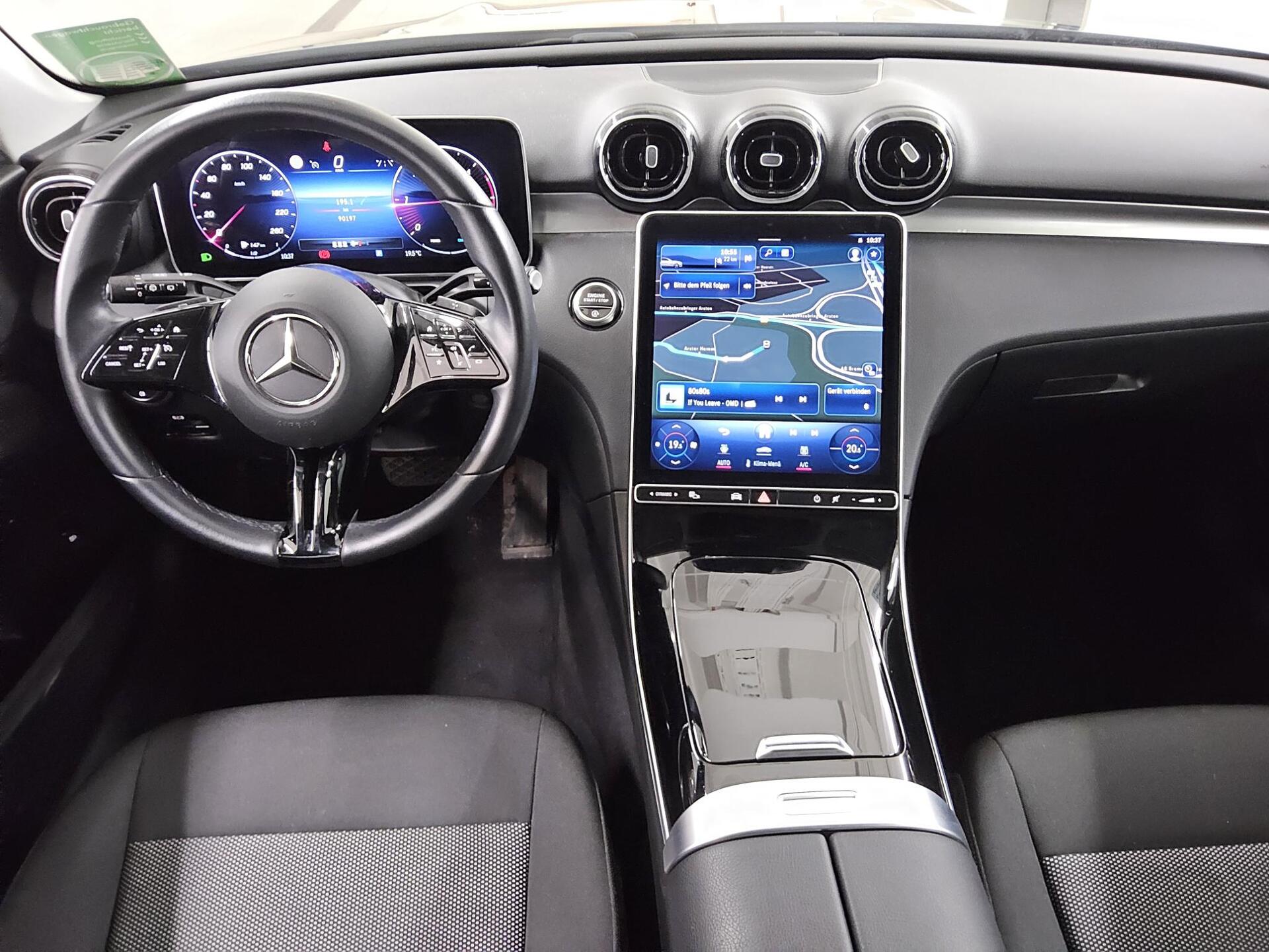 Mercedes-Benz C 200 T d Avantgarde Navi LED Shz AHK PDC 4