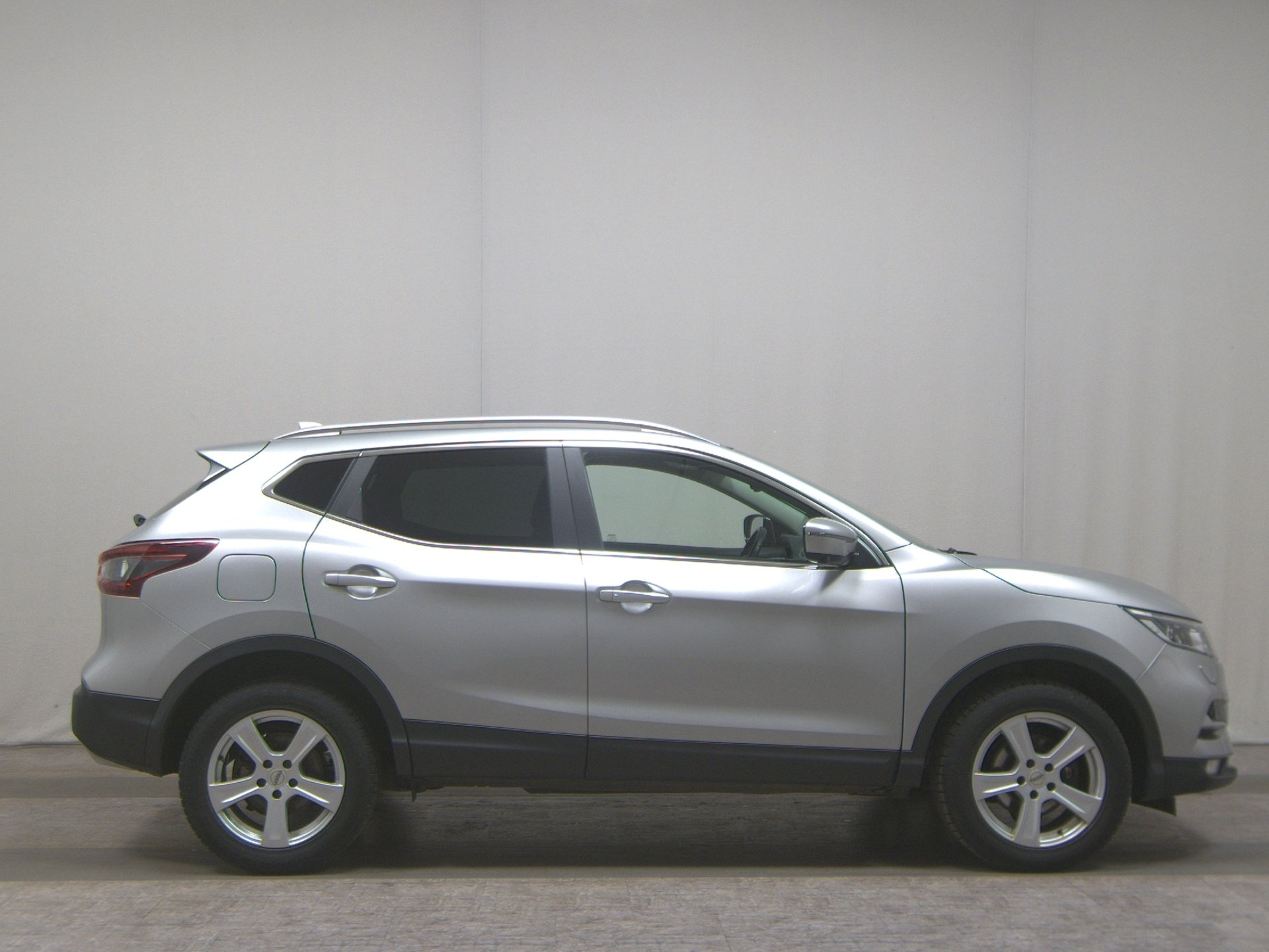 Nissan Qashqai 1.3 DIG-T Leder Navi LED Kamera AHK