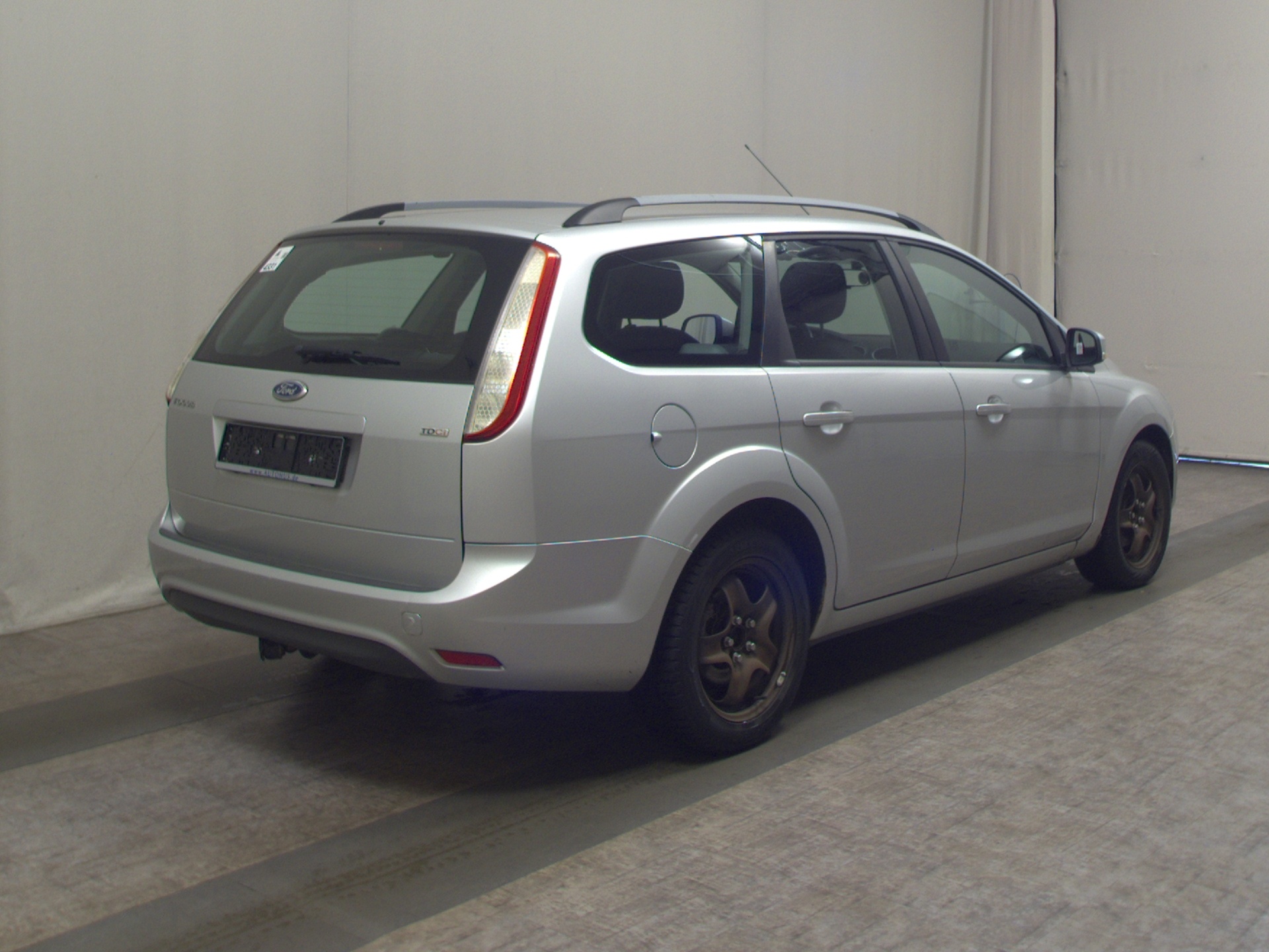 Ford Focus Turnier 1.6 TDCi Style Klima AHK Navi BT 4