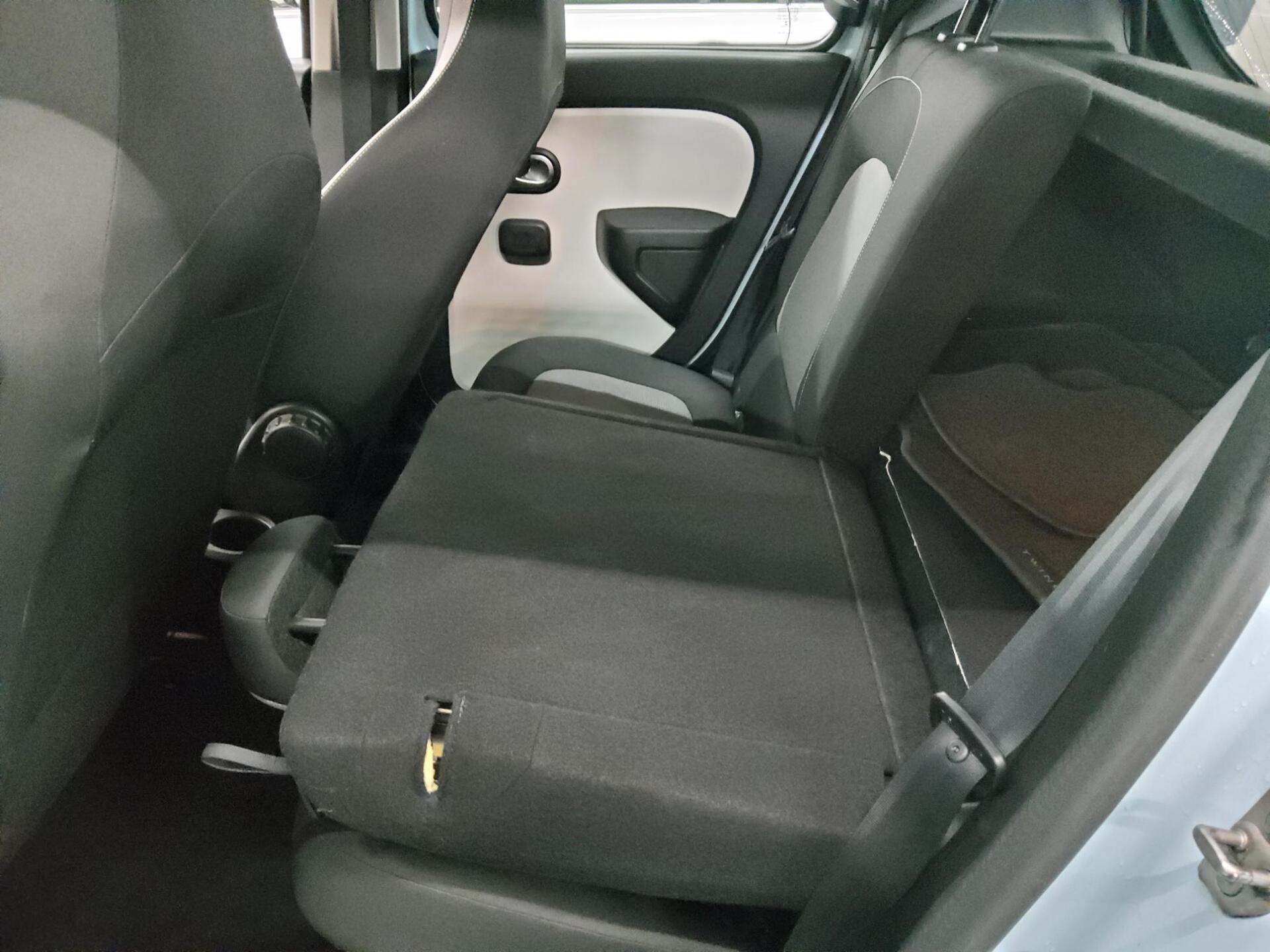 Renault Twingo 1.0 SCE Klima Bluetooth USB 12