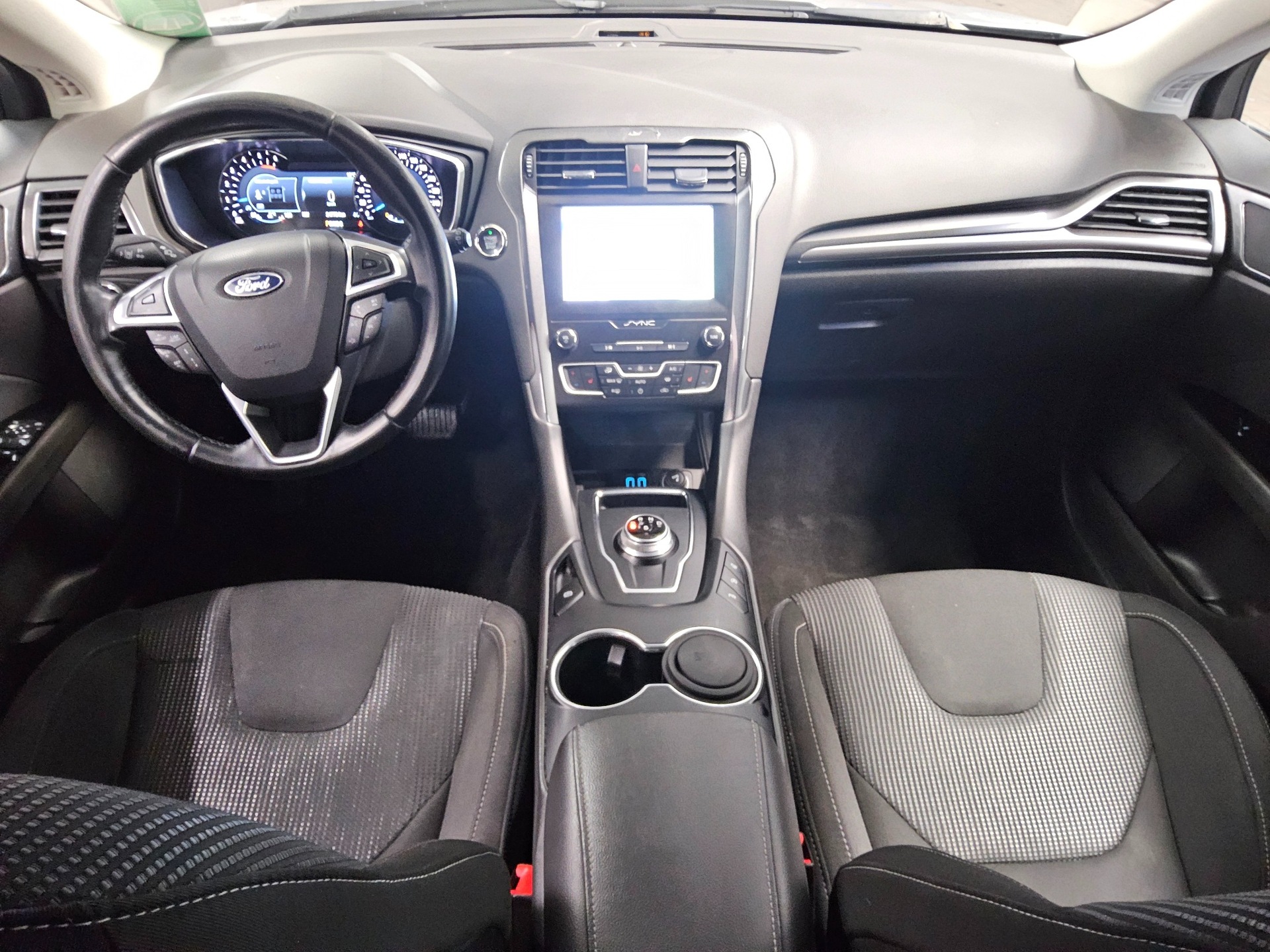 Ford Mondeo Turnier 2.0 EB Titanium Navi ACC RfK PDC 5