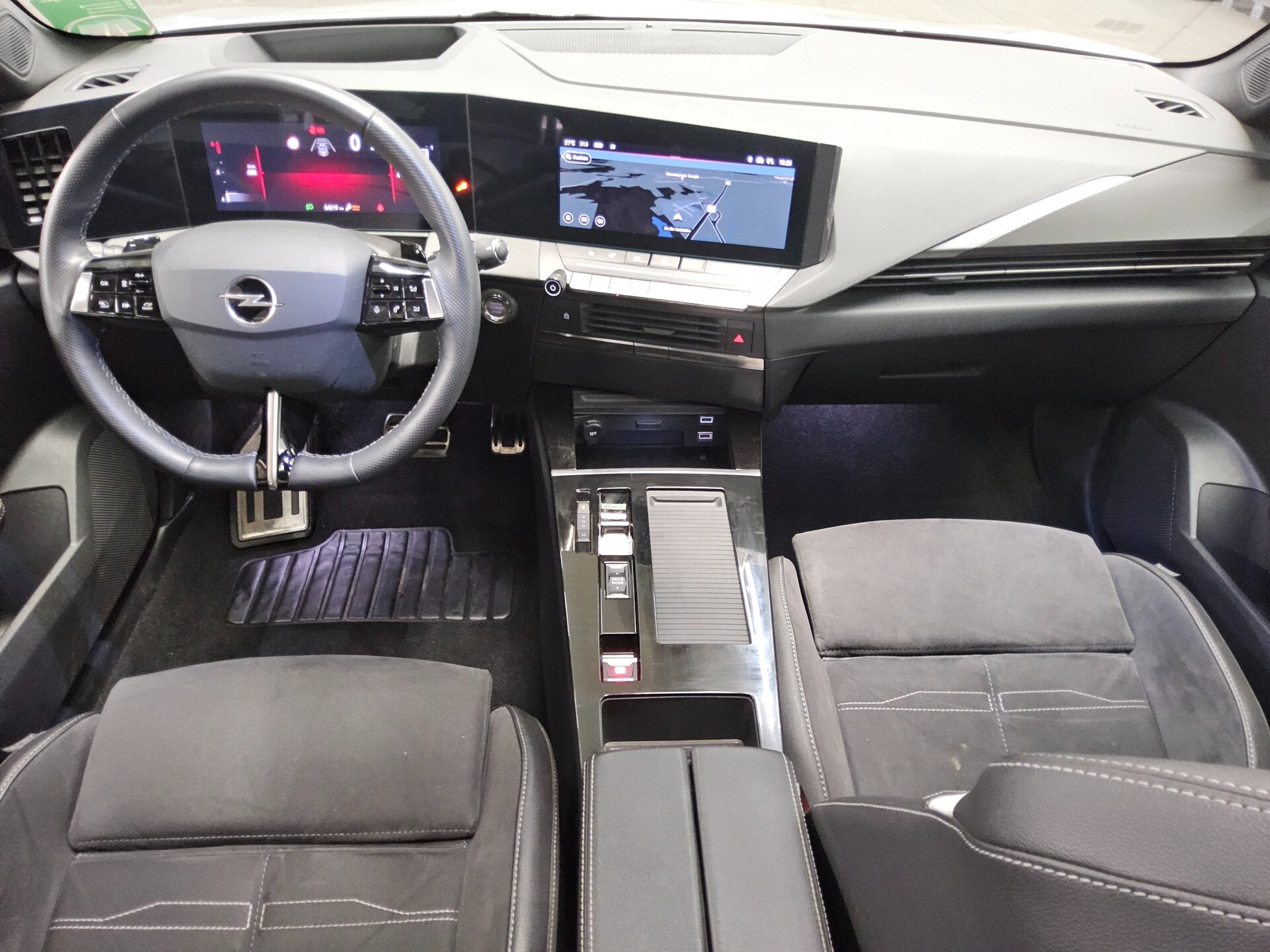 Opel Astra ST 1.5 D Ultimate Navi LED Pano T-Leder 5