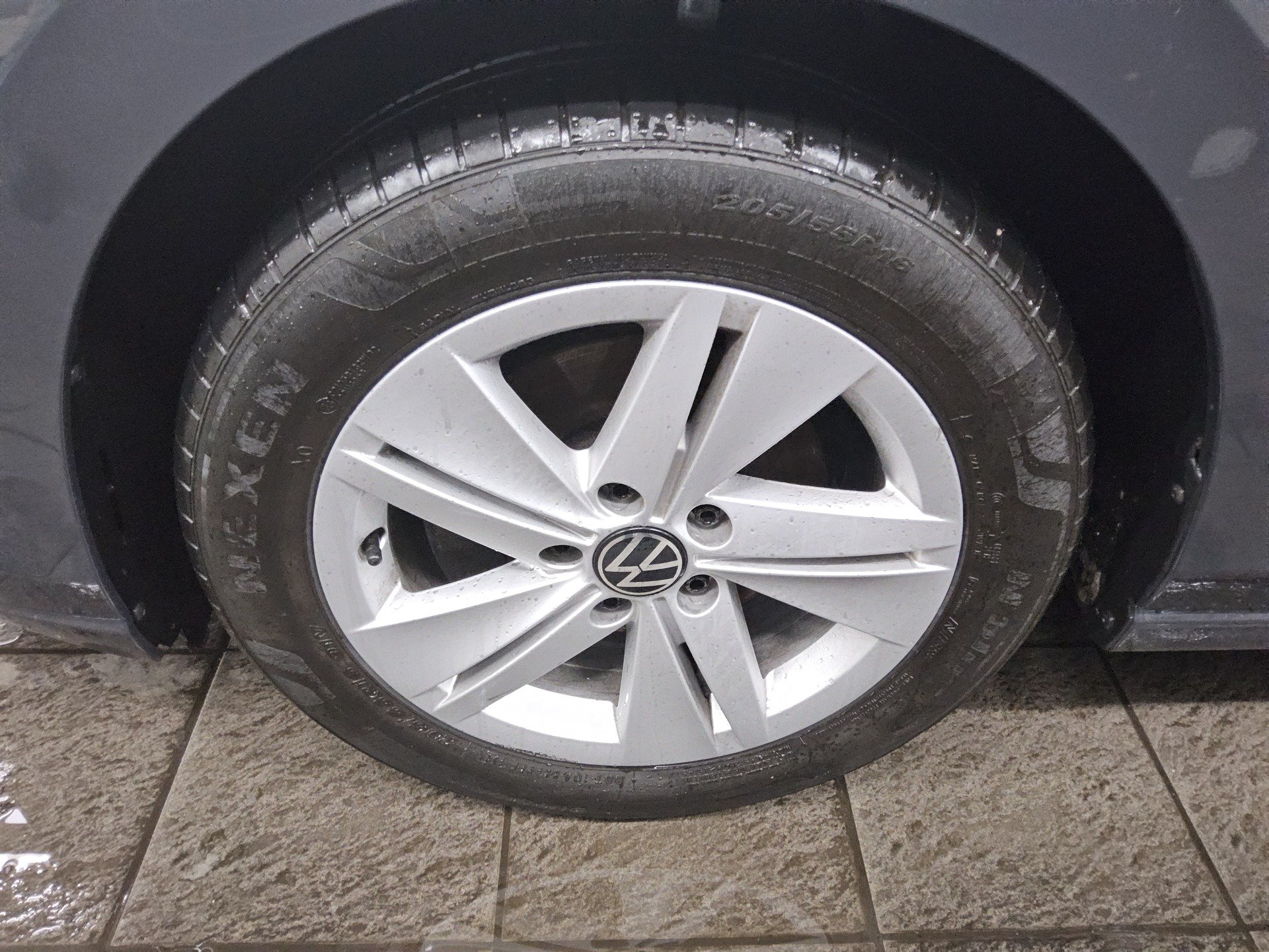 Volkswagen Golf-8 Var. 1.0 eTSI Life Navi LED DC ACC SHZ 11