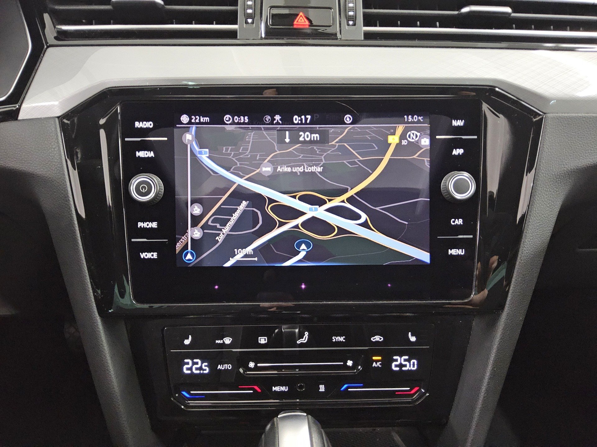 Volkswagen Passat Var. 2.0 TDI Business Navi LED Pano Sthzg 7