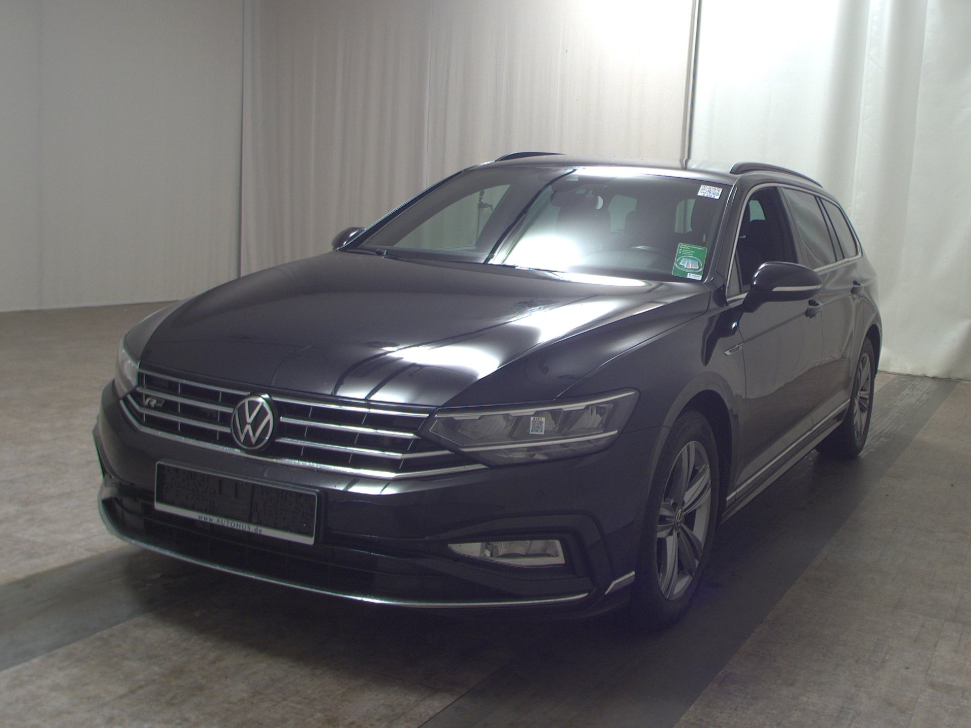 Volkswagen Passat Var. 2.0 TDI R-Line T-Leder Navi LED AHK 2
