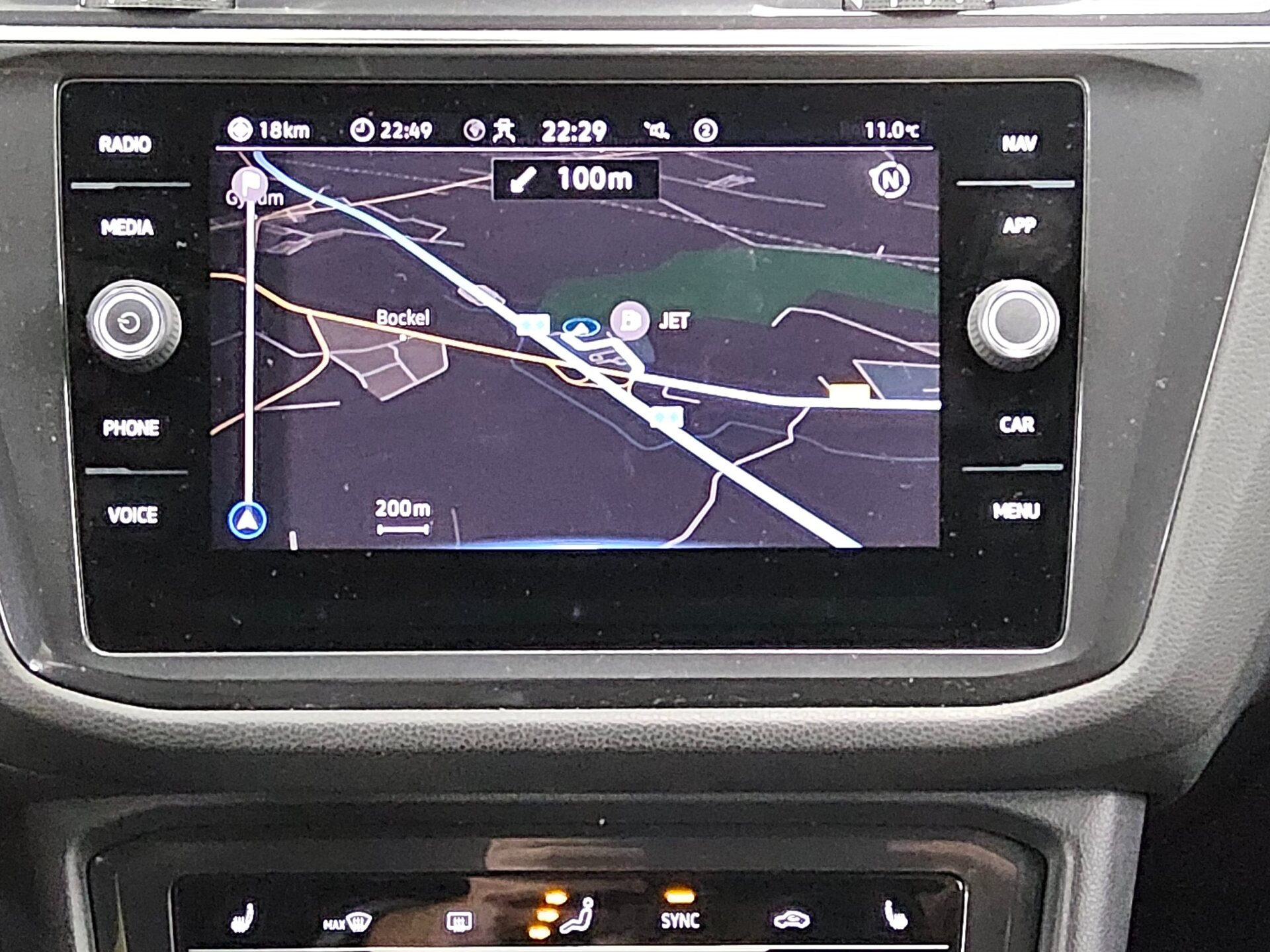 Volkswagen Tiguan Allspace 2.0 TDI 4M R-Line Navi LED HuD 7
