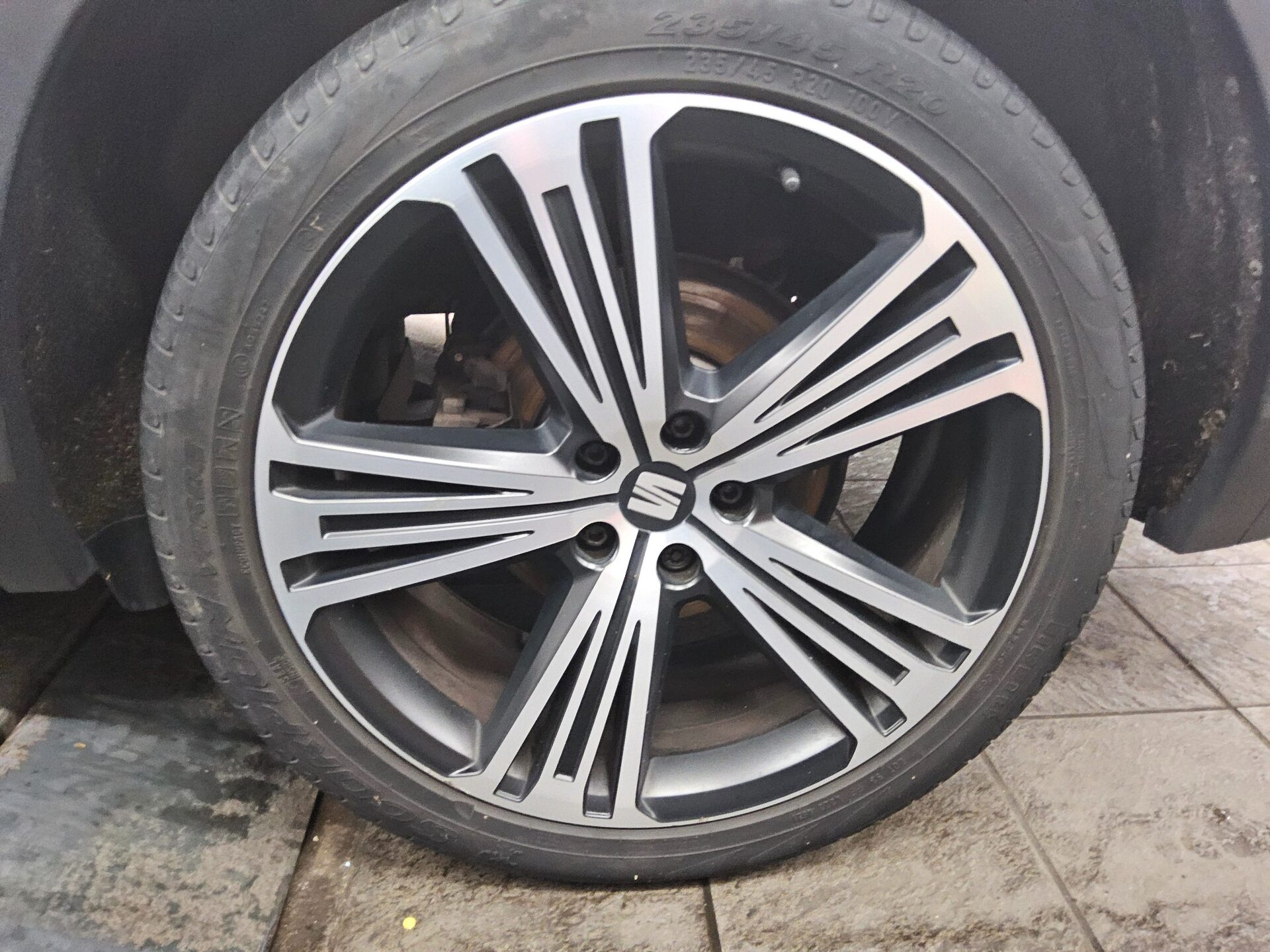 Seat Tarraco 2.0 TDI 4Drive Xcellence -Motorschaden- 12
