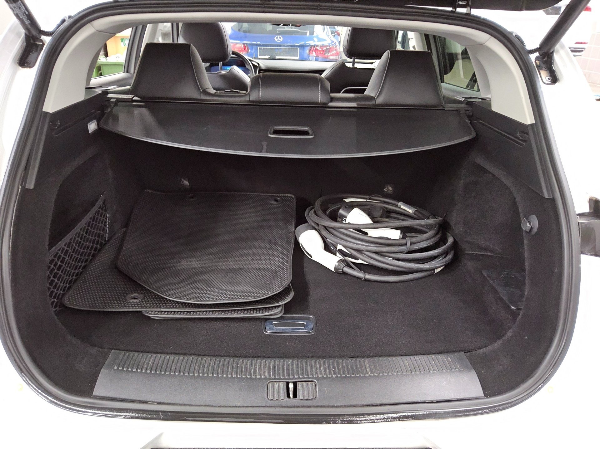 MG Marvel R Comfort Leder Navi LED DC 360° ACC 12