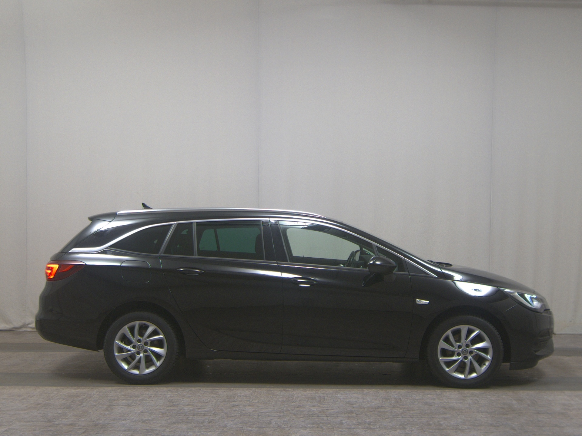 Opel Astra ST 1.5 D Elegance -Motorschaden-