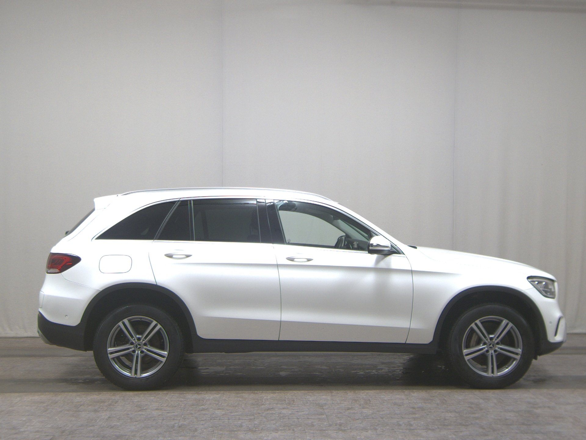 Mercedes-Benz GLC 300 de 4M Navi Widescreen LED AHK Distr.+