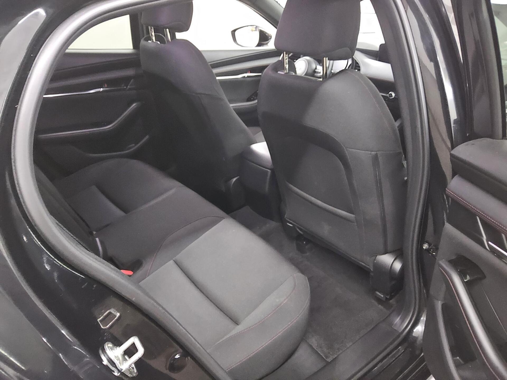Mazda 3 2.0 SKYACTIV-G Homura Navi LED RFK SHZ 13