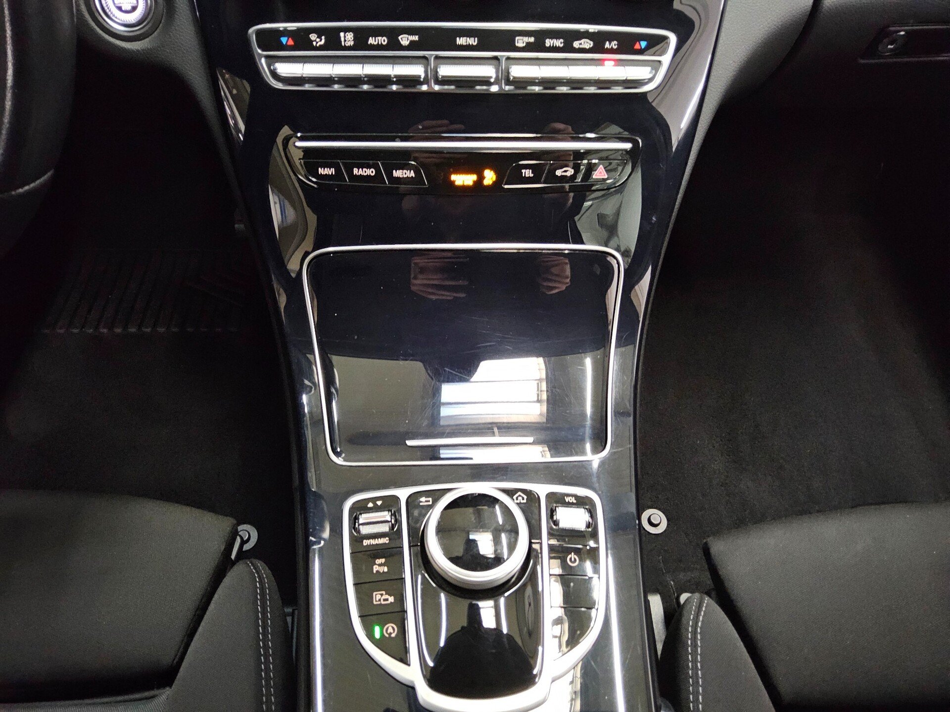 Mercedes-Benz C 300 Avantgarde LED Shz PDC Tempomat 6