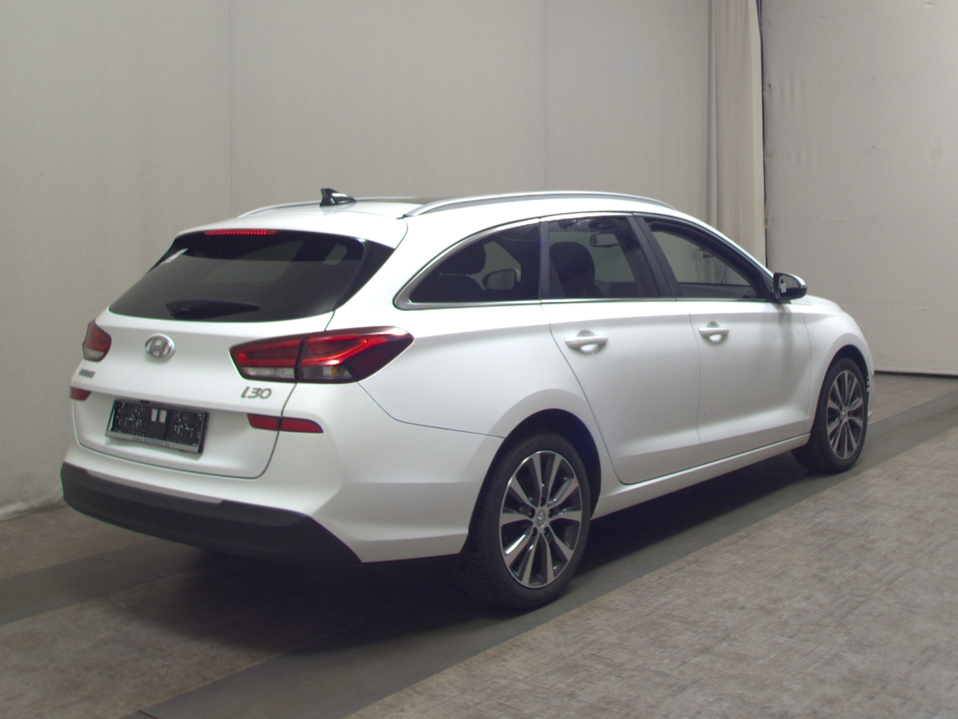 Hyundai i30 1.6 CRDI Style -Motorschaden- 4