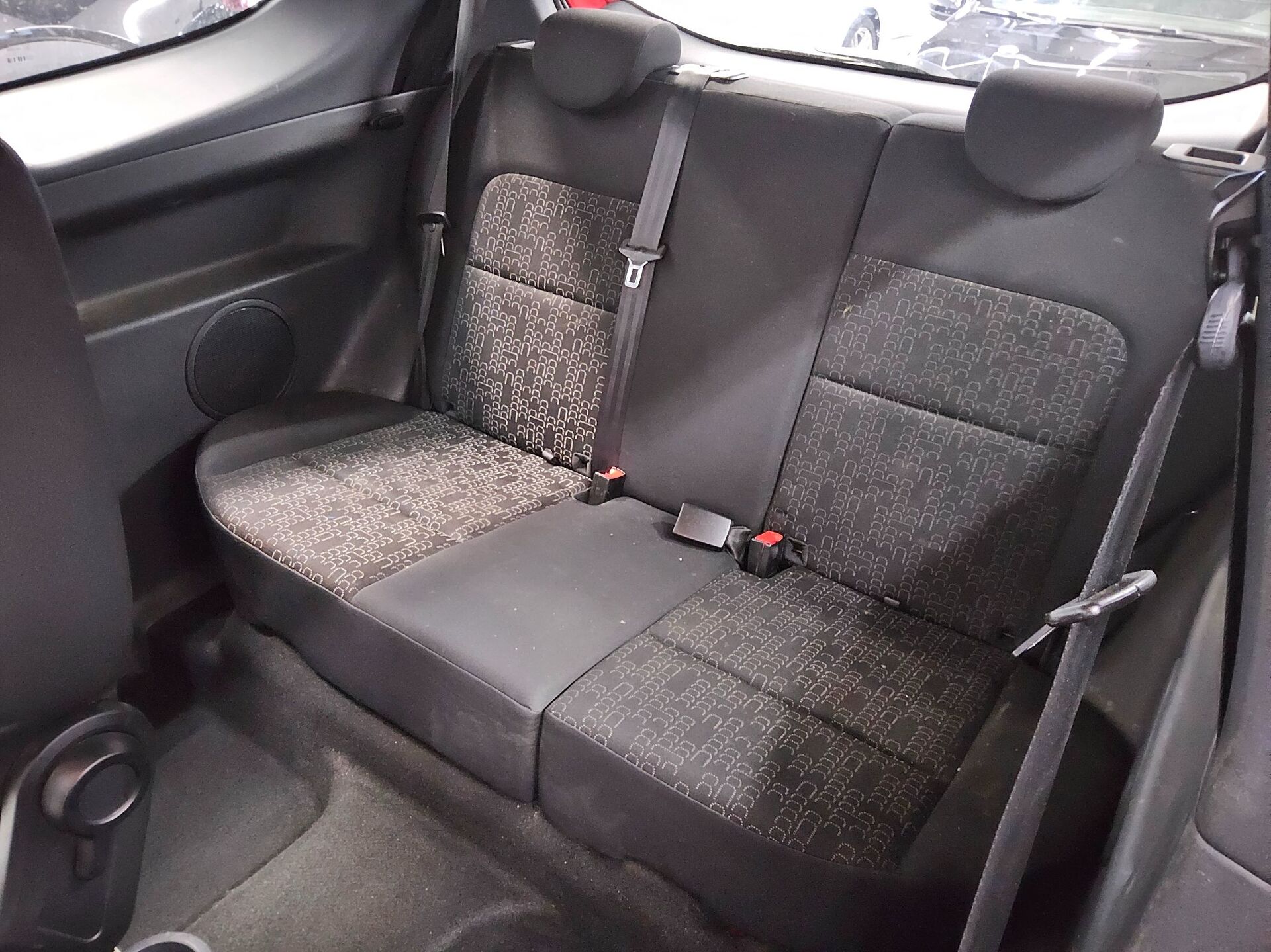 Mitsubishi Colt 1.1 ABS 13