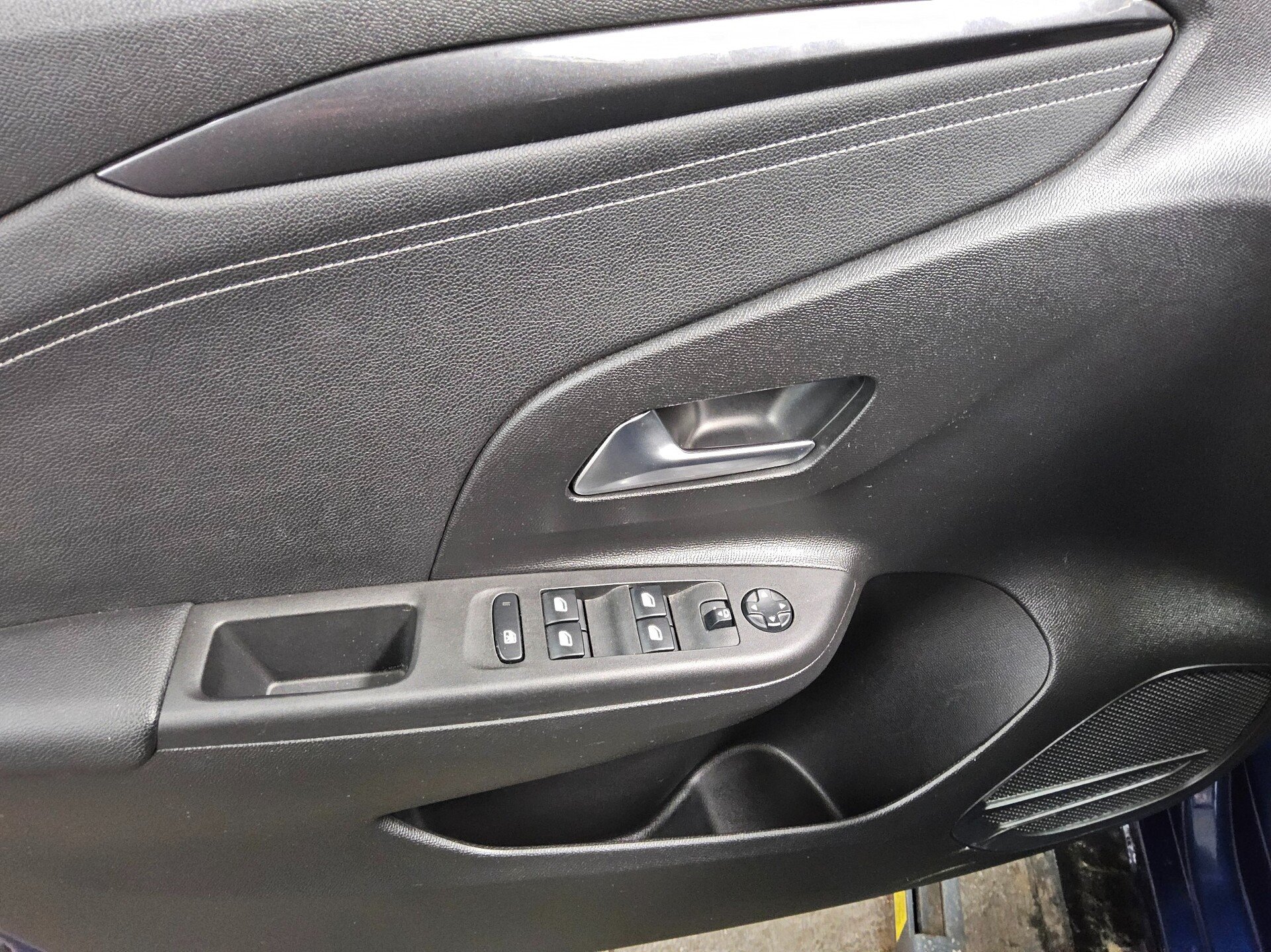 Opel Corsa 1.2 Turbo Elegance T-Leder LED RFK Tempo 10