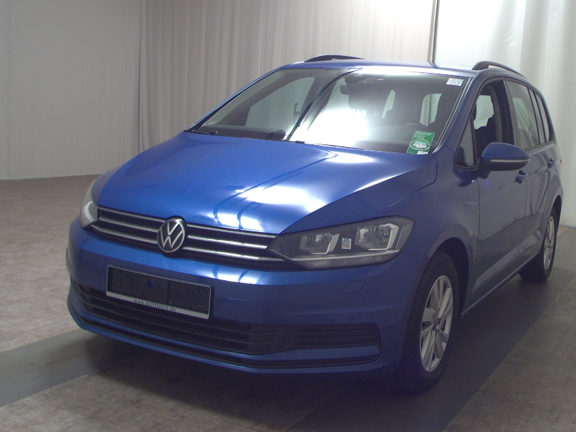 Volkswagen Touran 2.0 TDI Comf. Navi AID ACC Shz PDC BT 2