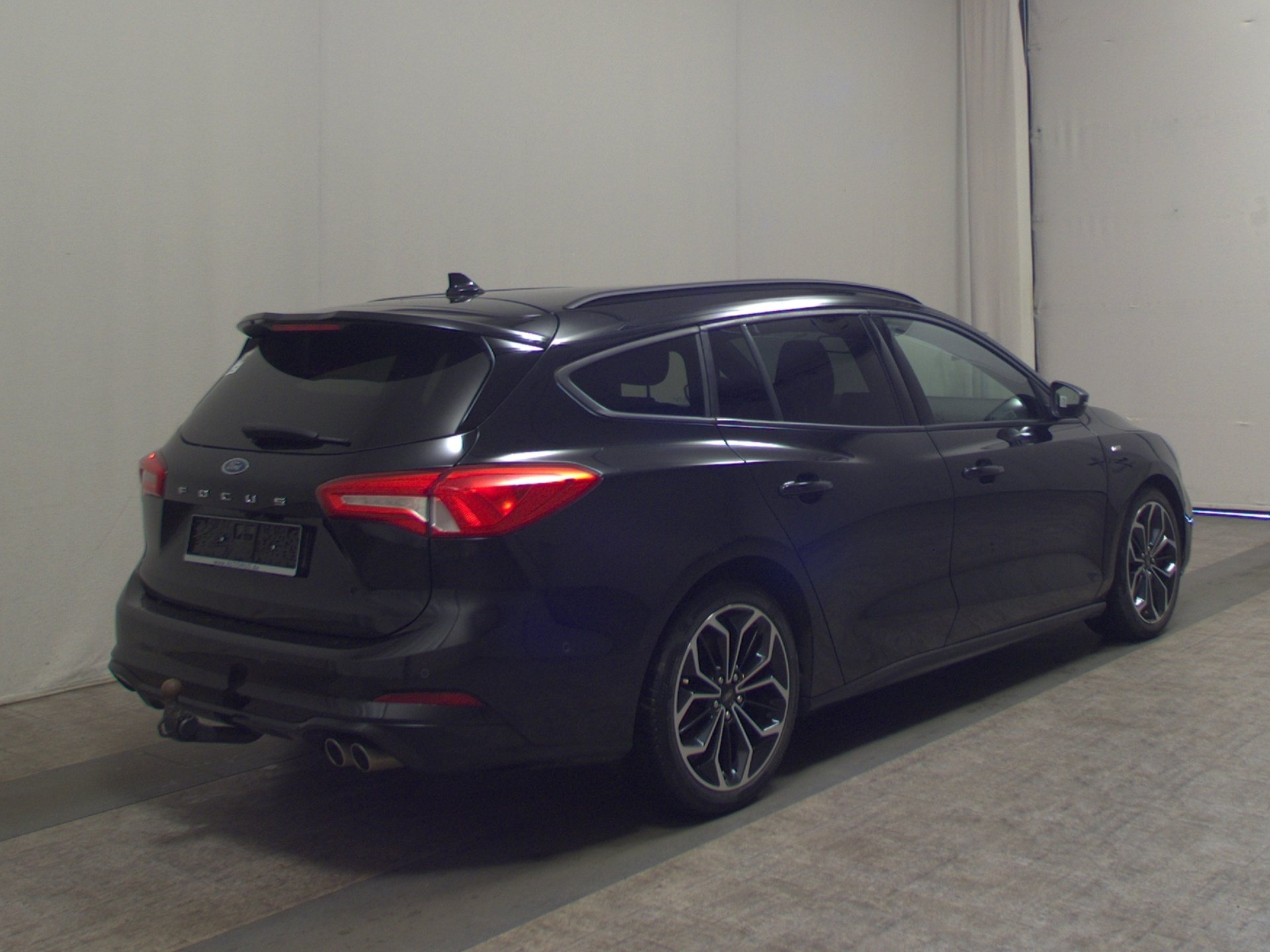 Ford Focus Turnier 1.5 EB ST-Line X Navi LED DC RfK 4