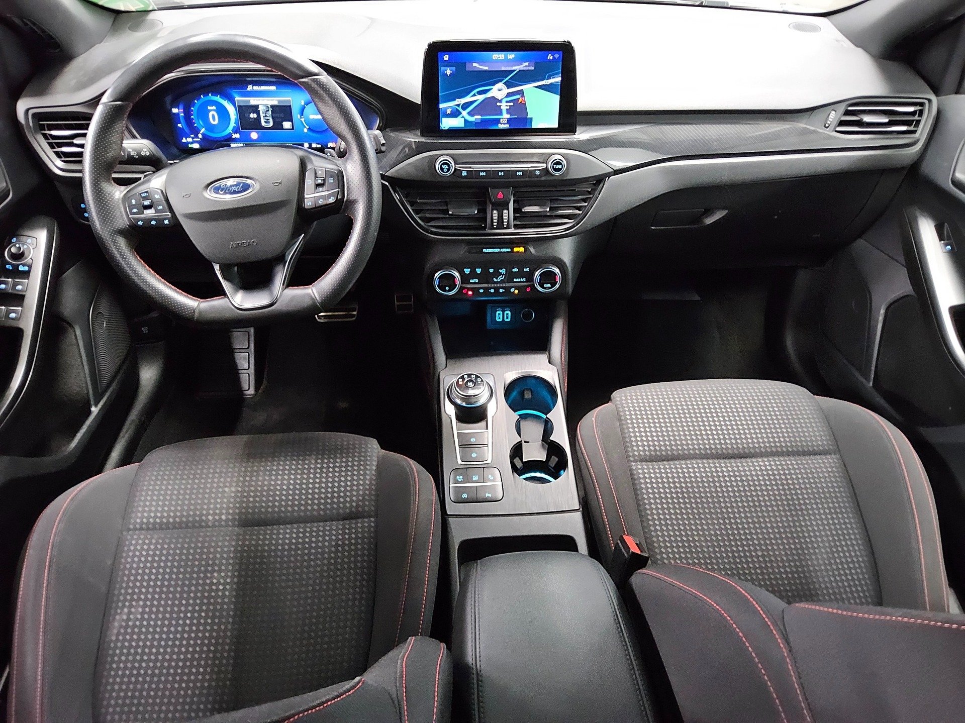 Ford Focus Turnier 1.5 EB ST-Line X Navi LED DC RfK 5