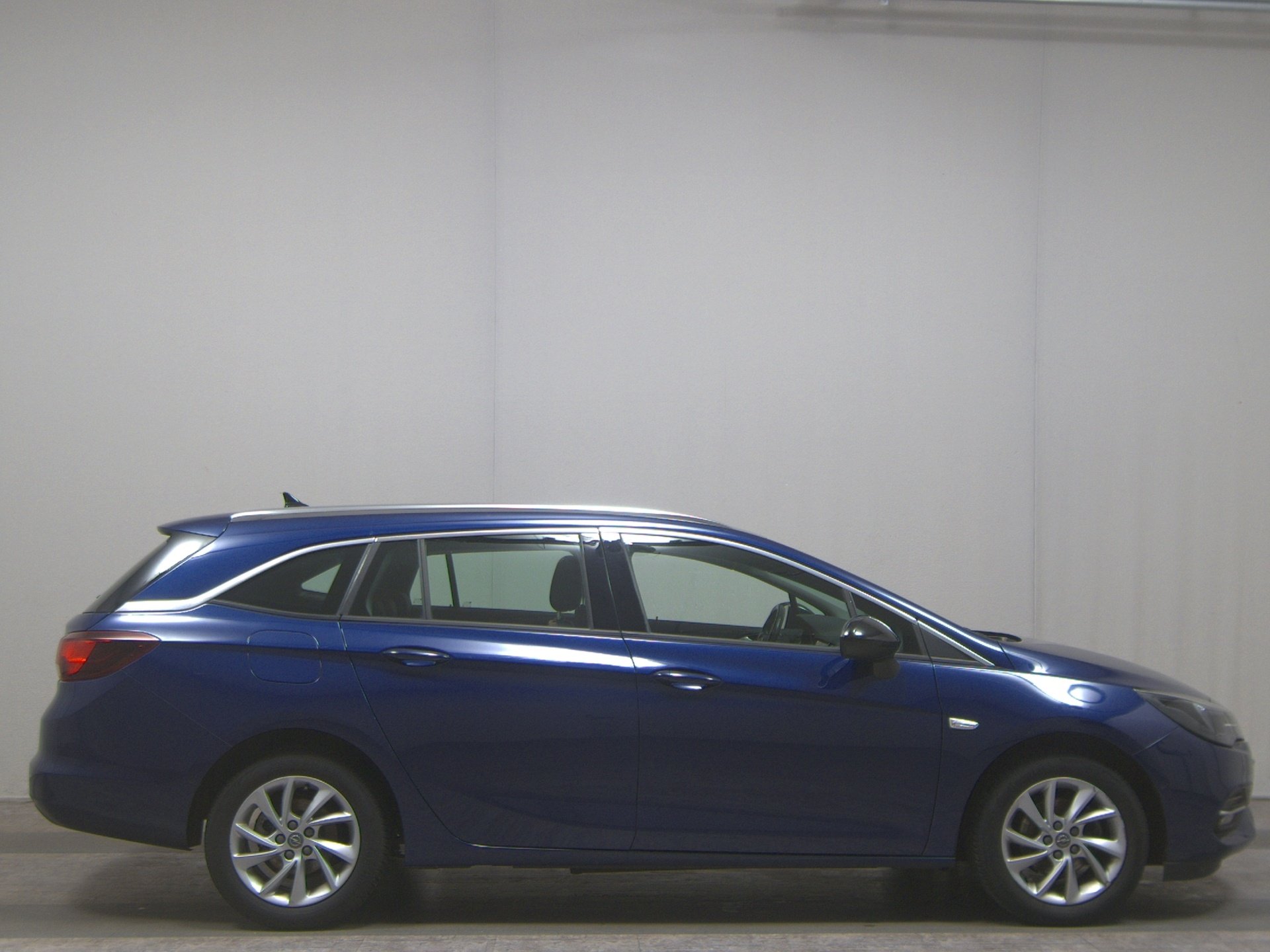 Opel Astra ST 1.2 Turbo Elegance T-Leder Navi LED RfK