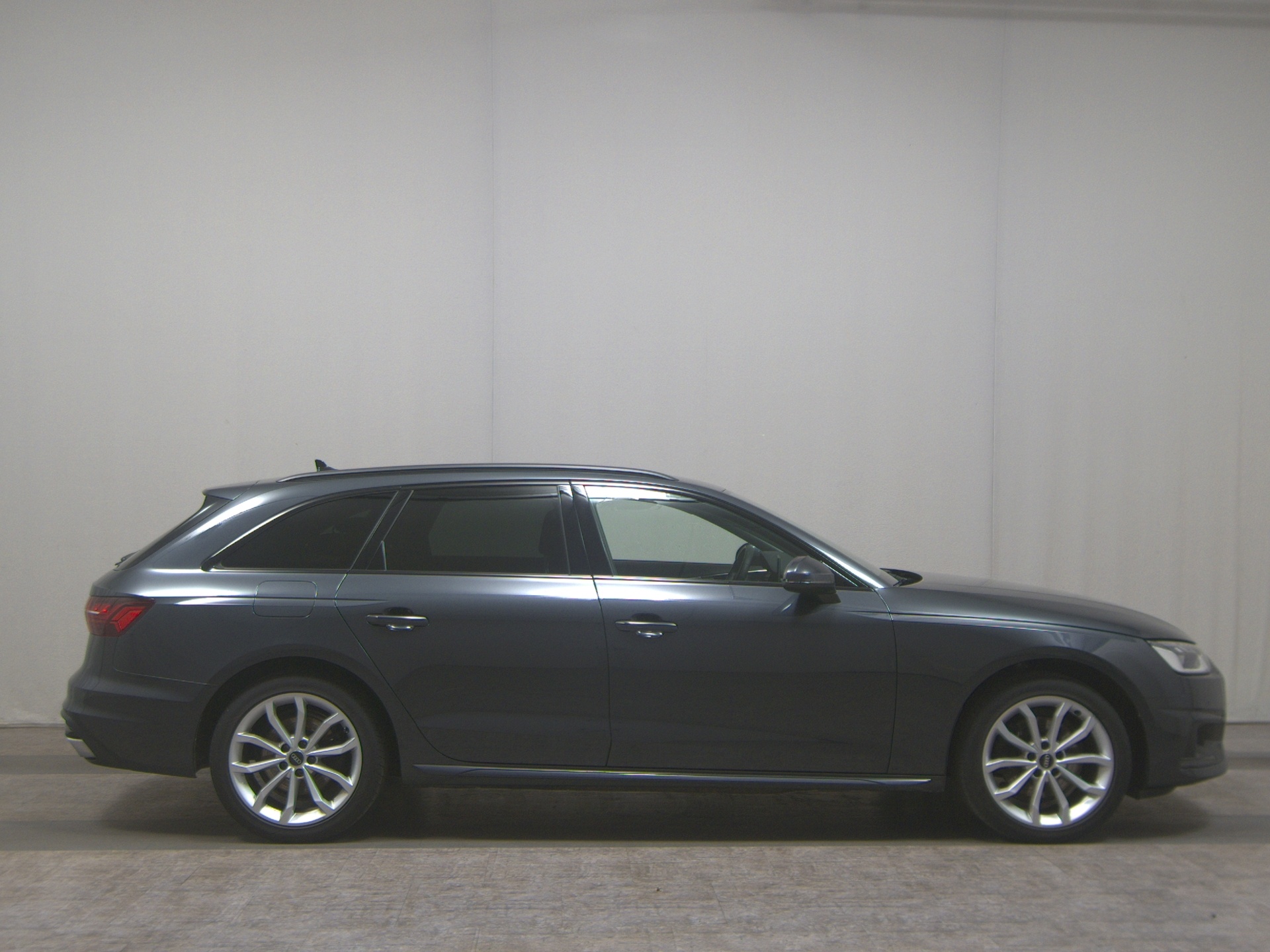Audi A4 Avant 35 TFSI advanced Navi LED Shz Tempomat