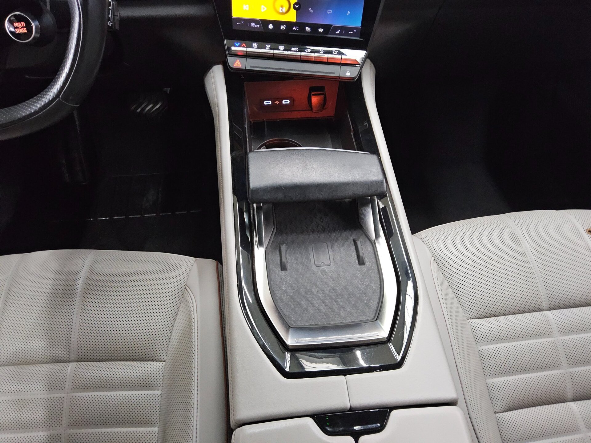 Renault Espace 1.2 7-Sitzer Navi Matrix Pano HuD AHK 6