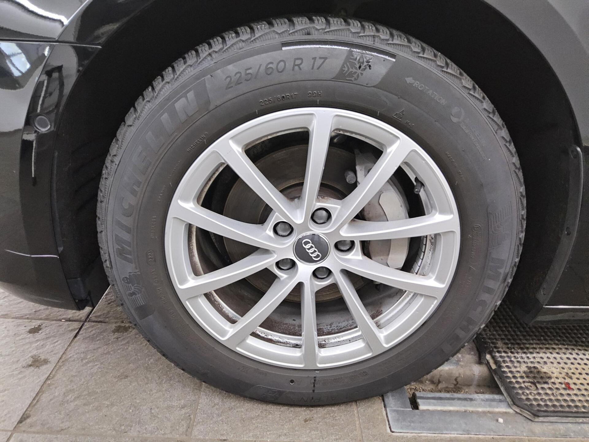 Audi A6 Avant 35 TDI Navi LED Pano PDC Shz 10