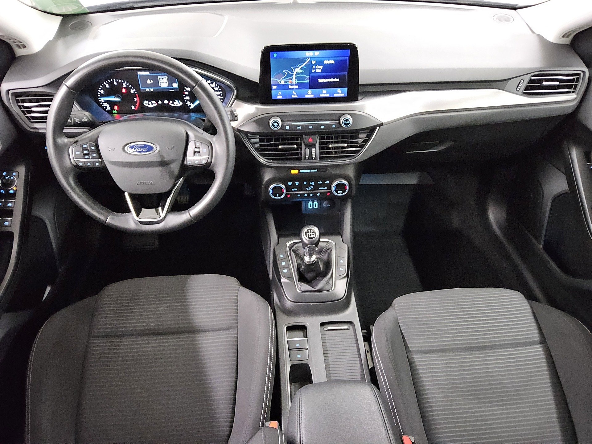 Ford Focus Turnier 1.0 EB Titanium Navi LED RFK Shz 5