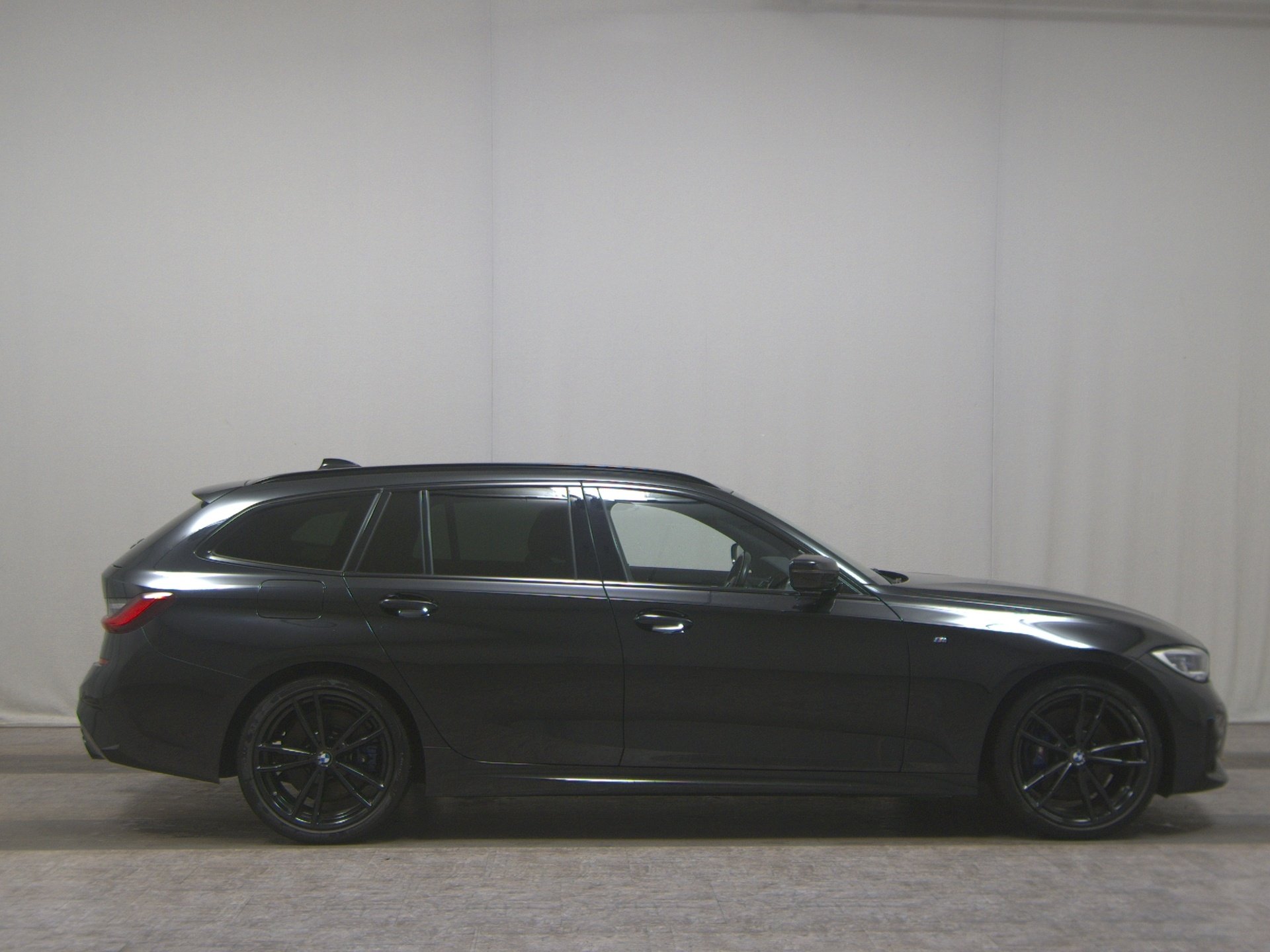 BMW 330i Touring M-Sport Navi Laser HuD LC+ HiFi AHK