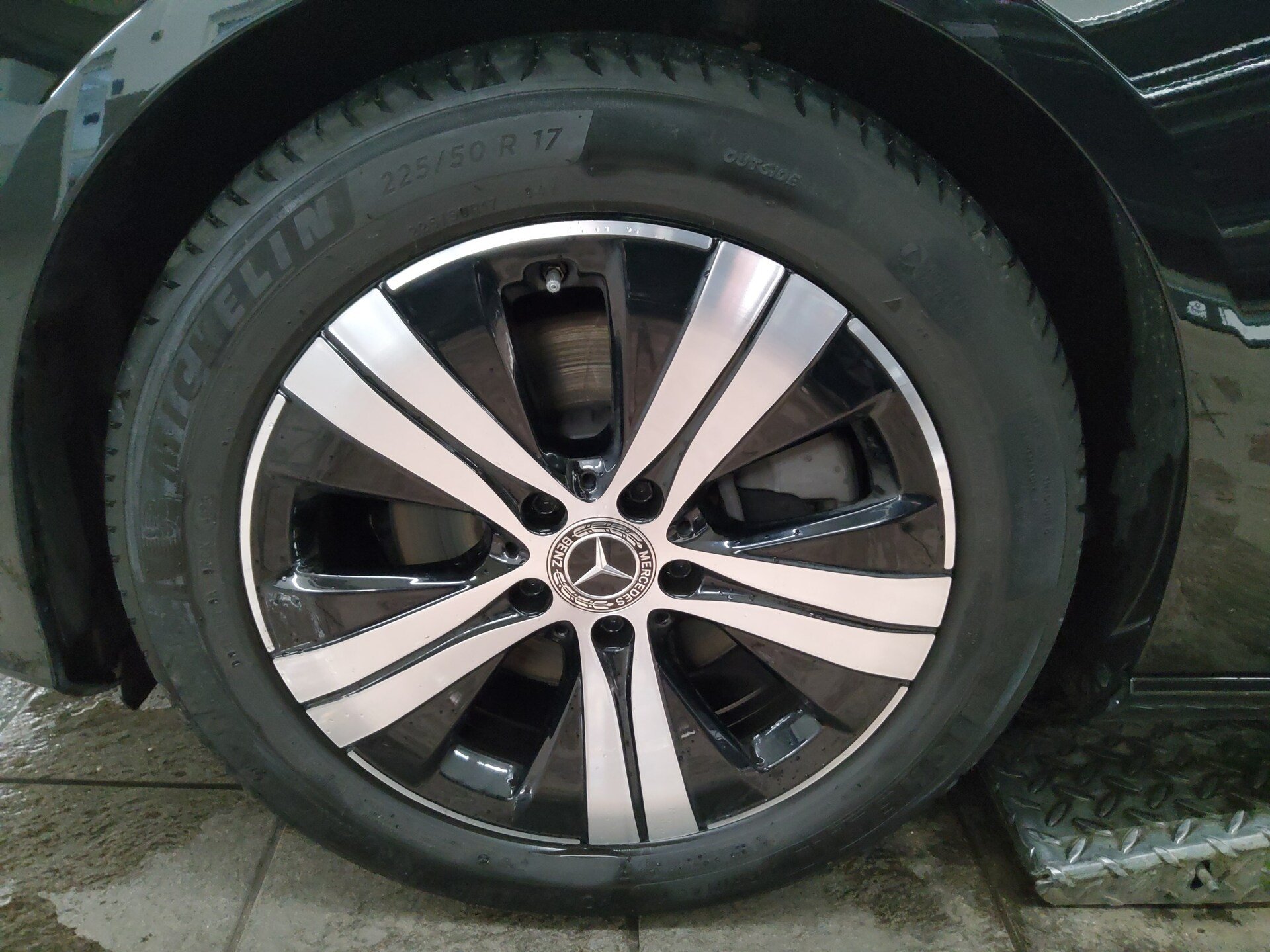 Mercedes-Benz C 220 T d Avantgarde T-Leder Navi LED 360° Shz 11