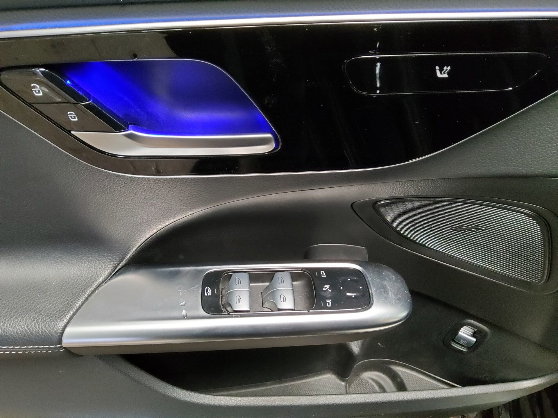 Mercedes-Benz C 220 T d Avantgarde T-Leder Navi LED 360° Shz 10