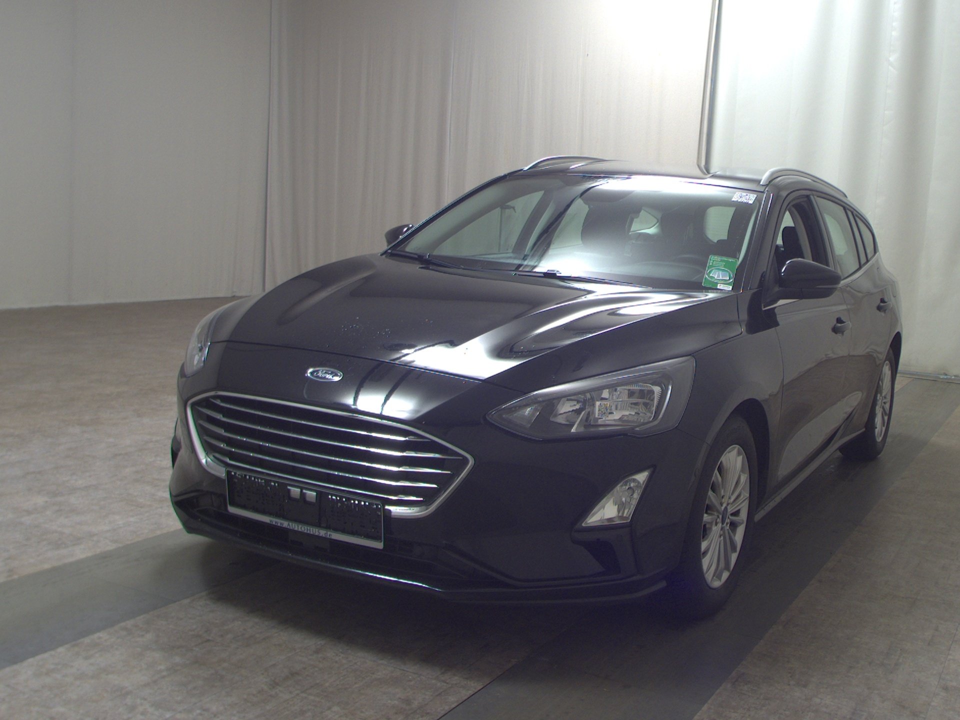 Ford Focus Turnier 1.0 EB Titanium LED Shz Navi RfK 2