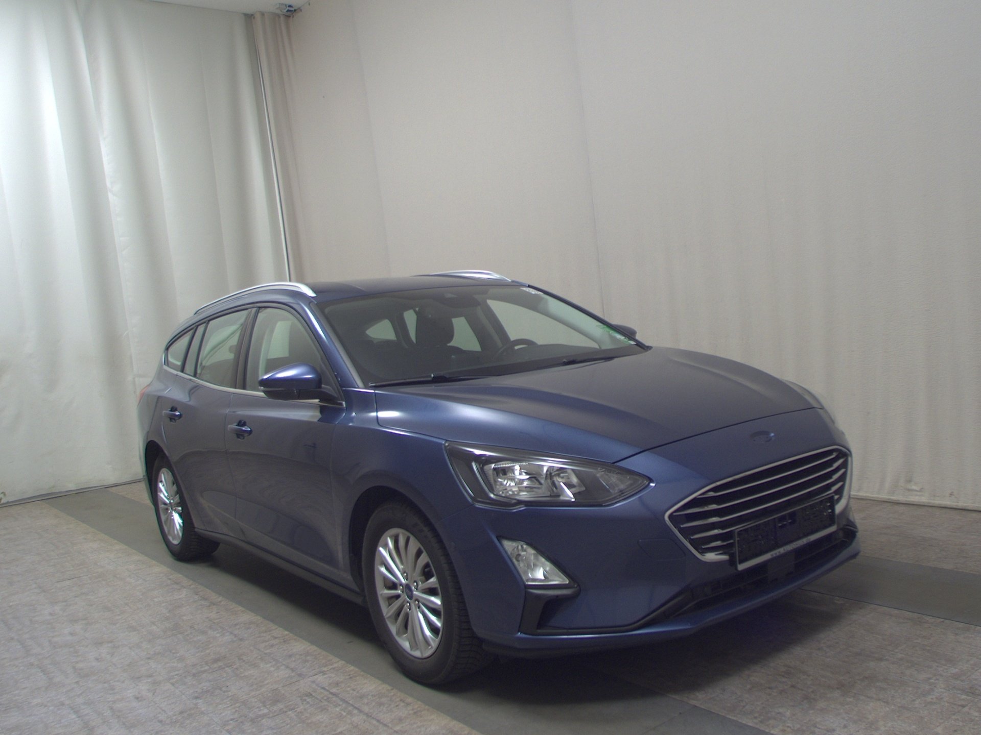 Ford Focus Turnier 1.0 EB Titanium Navi LED RfK Shz 3