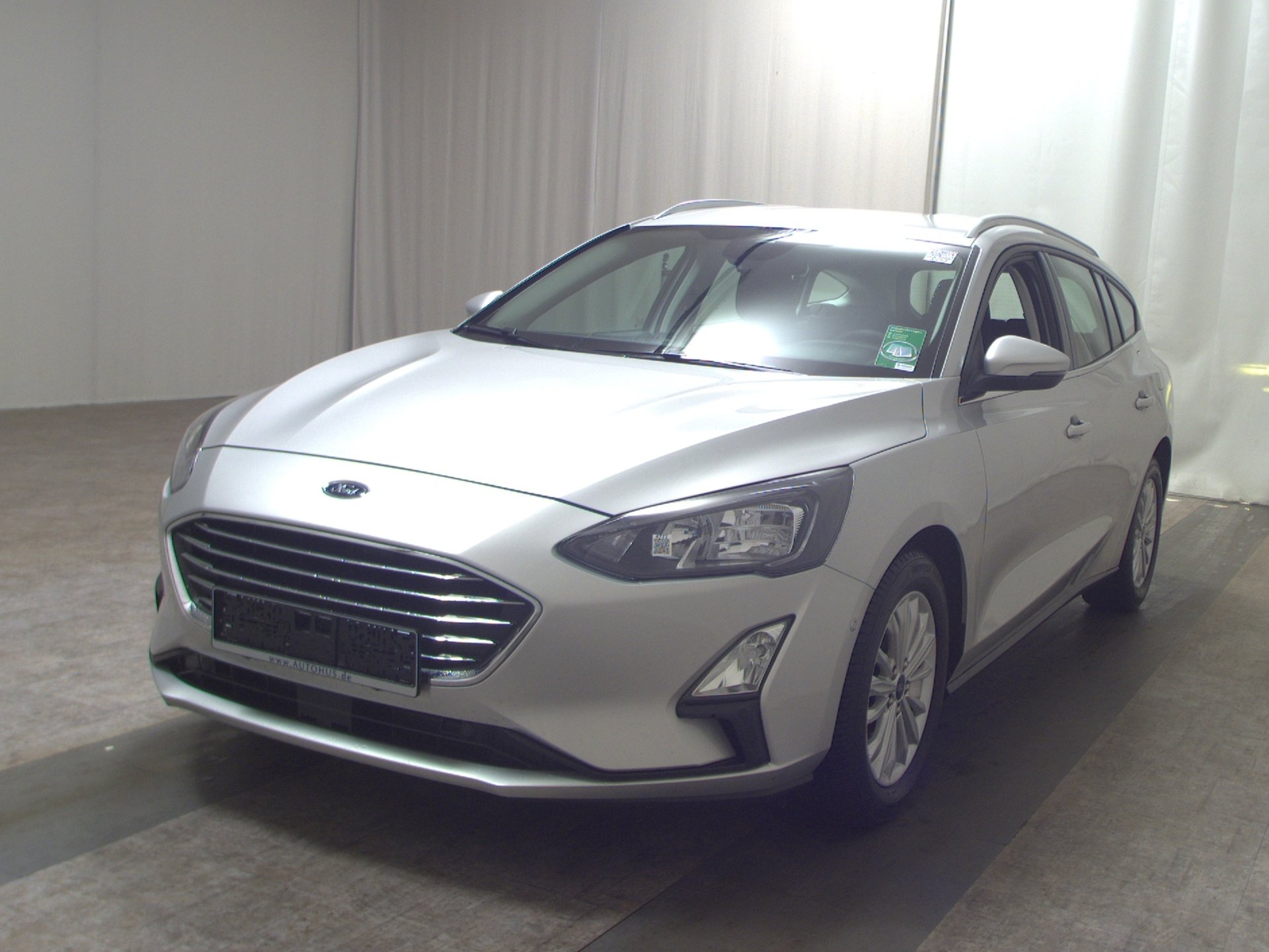 Ford Focus Turnier 1.0 EB Titanium Navi LED Shz RFK 2