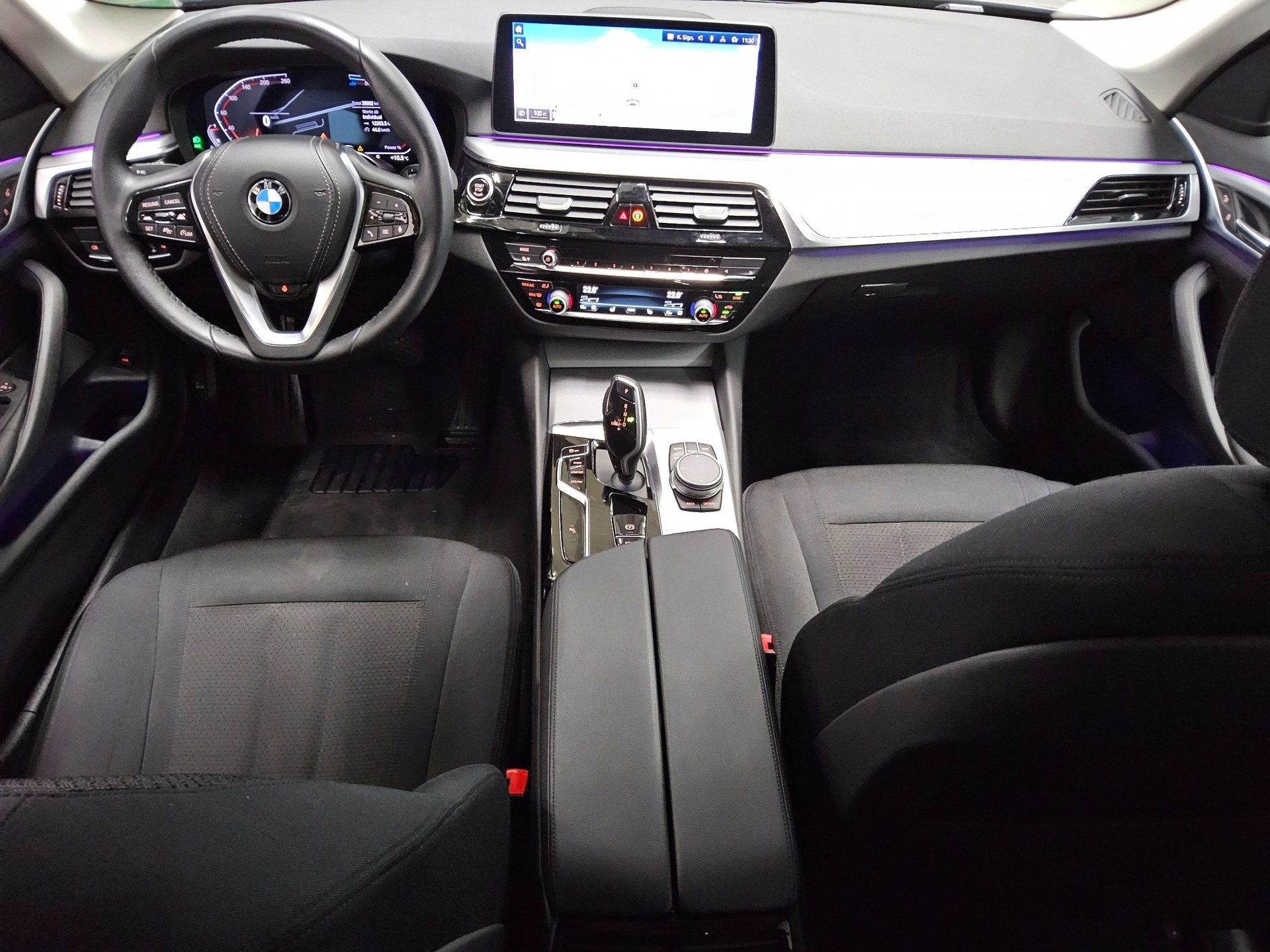 BMW 520dA LED Navi LC-Pro Kamera StandHzg ACC 5