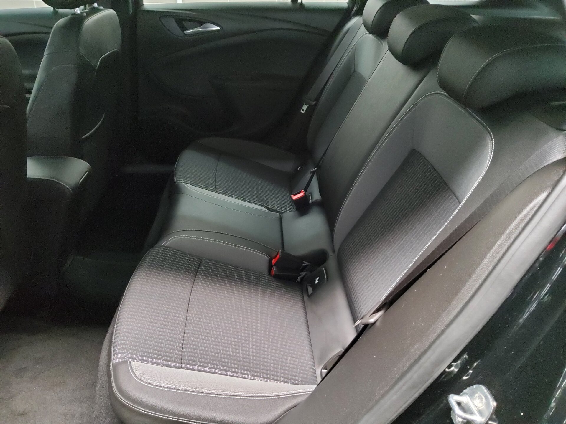 Opel Astra ST 1.2 Turbo Elegance T-Leder Navi LED RfK 13