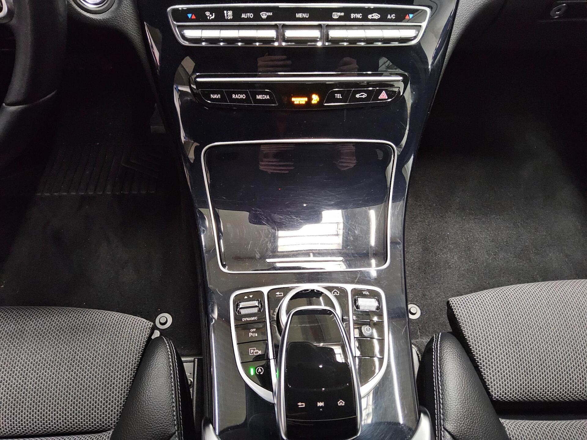 Mercedes-Benz C 200 T Avantgarde T-Leder Navi LED Kamera 6