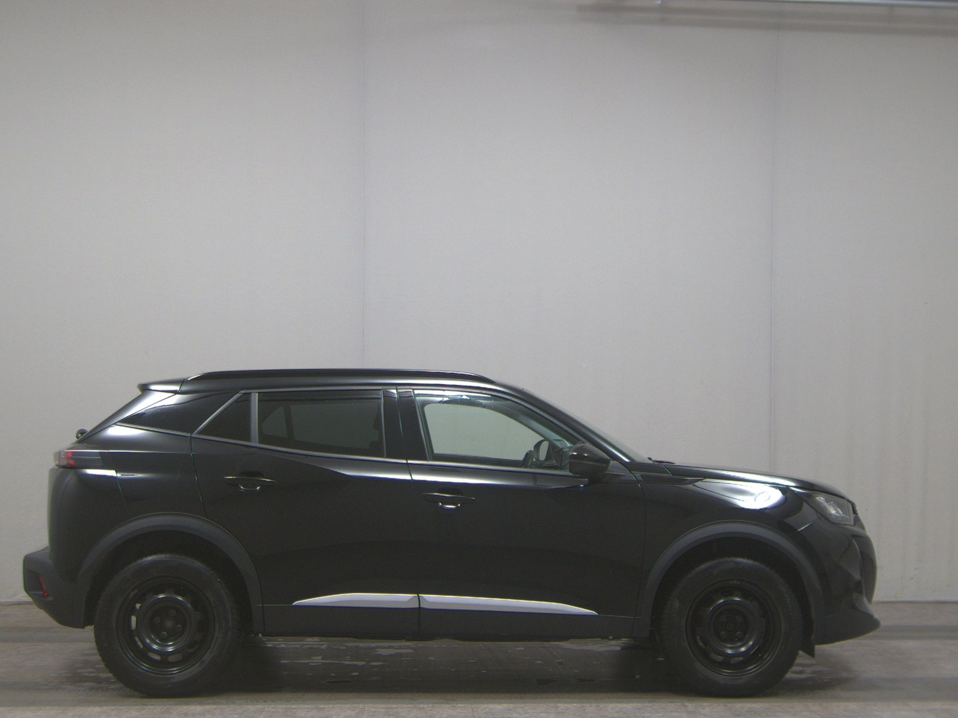 Peugeot 2008 1.5 BlueHDi 130 Allure LED Ahk Keyless
