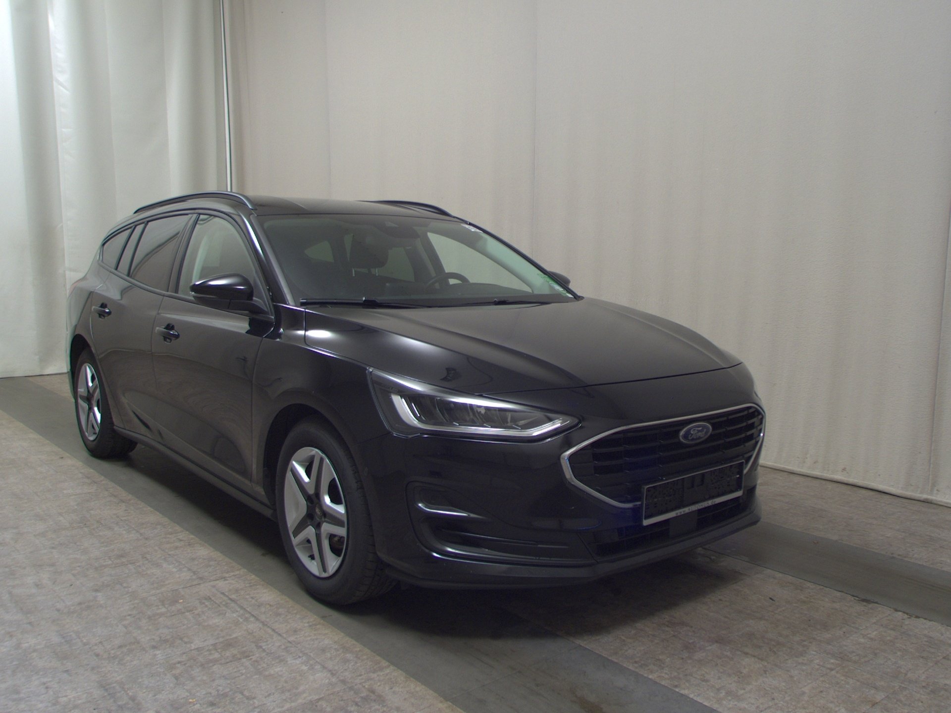 Ford Focus Turnier 1.5 EB Cool&Connect Navi LED Shz 3