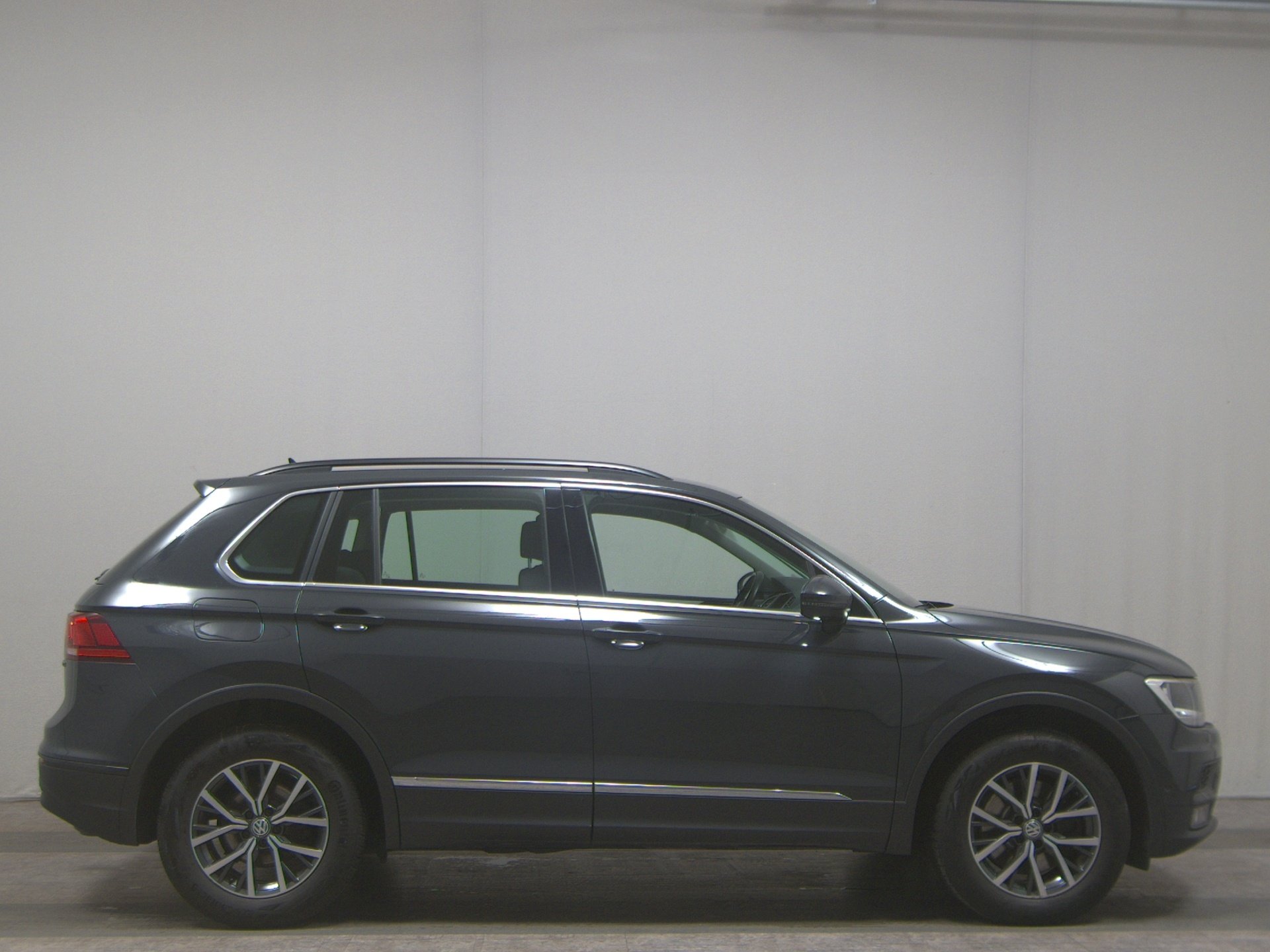 Volkswagen Tiguan 2.0 TDI 4M Comf. Navi+ AID Kamera Ahk RFK